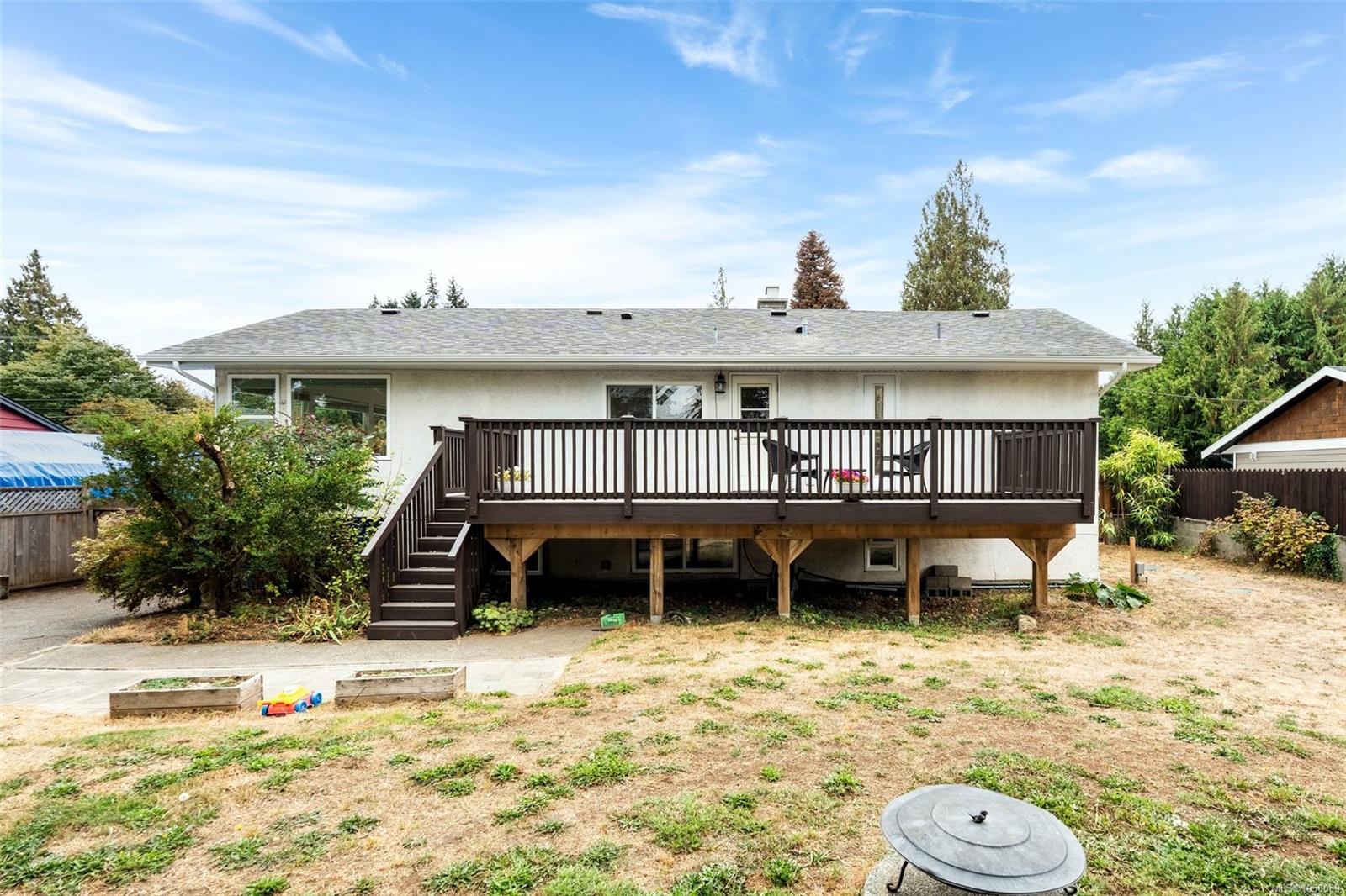 560 Ridley Dr