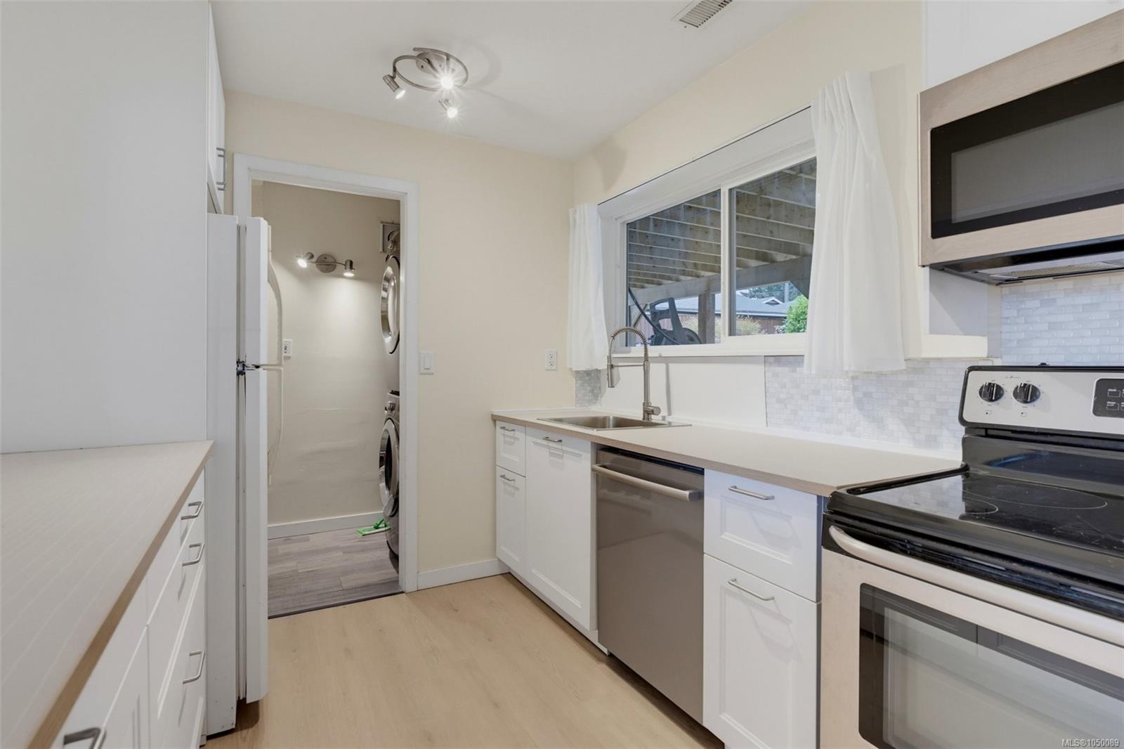 560 Ridley Dr