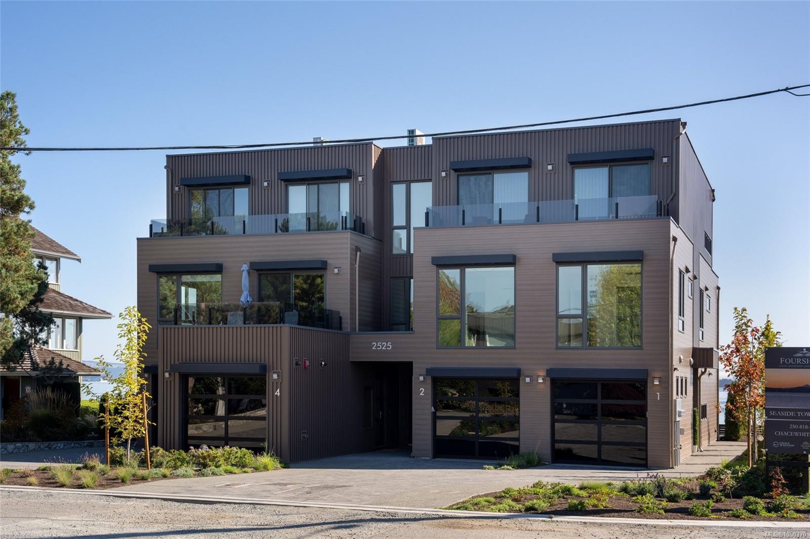 2525 Rothesay Ave #1