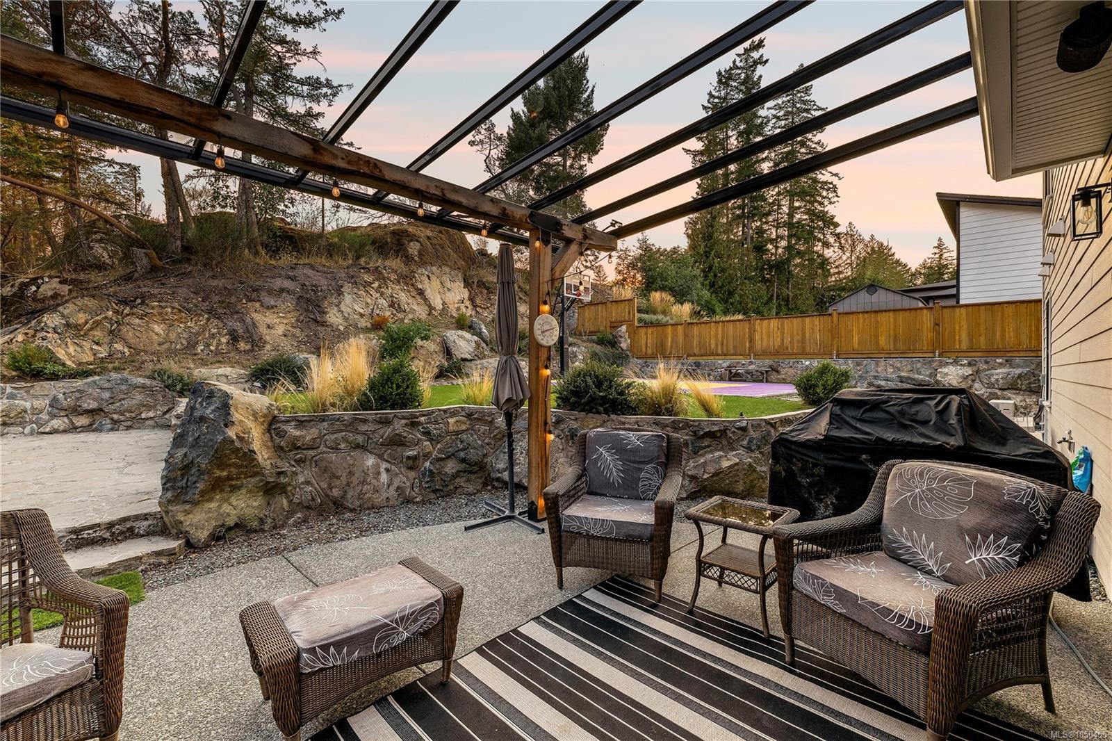 903 Greystone Pl