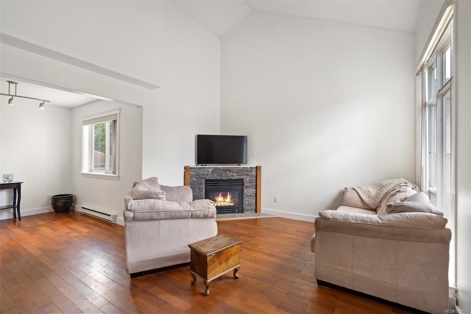 2466 Galland Rd