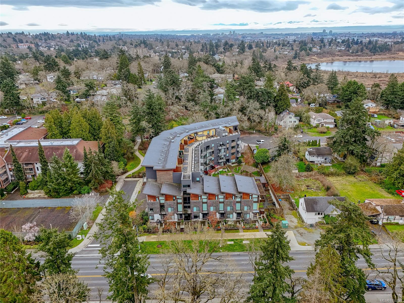 991 McKenzie Ave #312