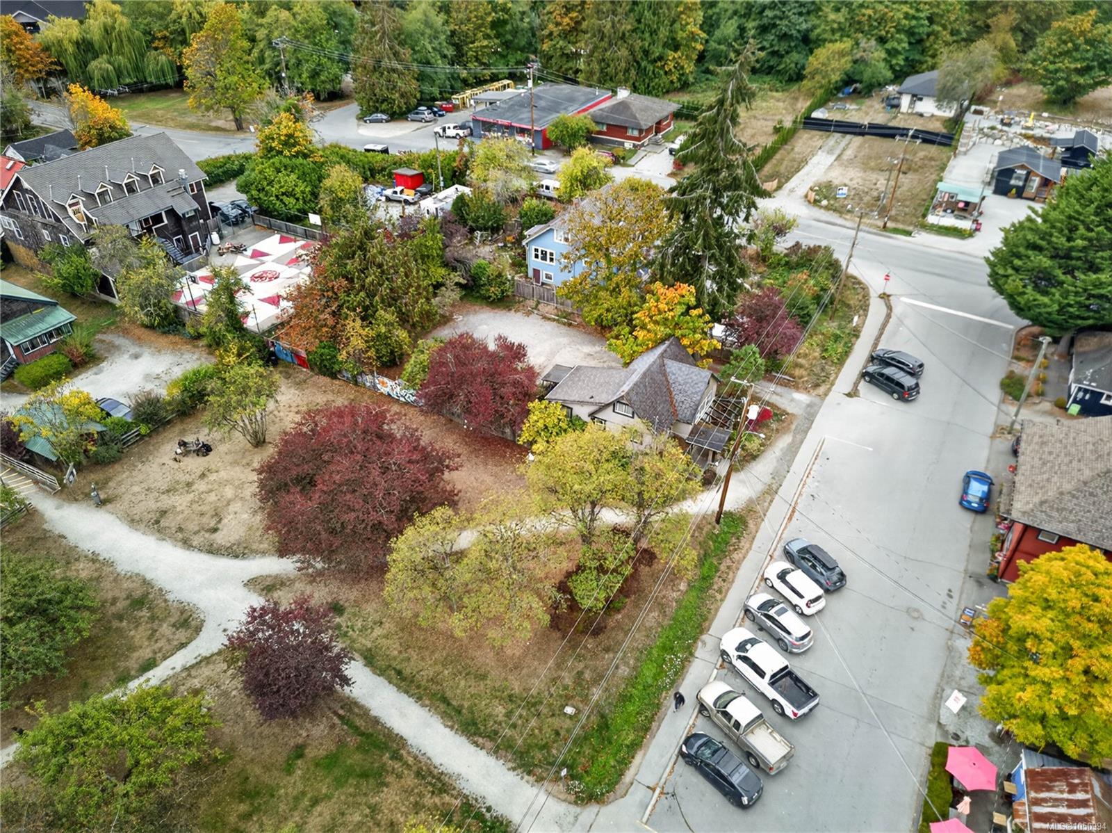 129 Hereford Ave