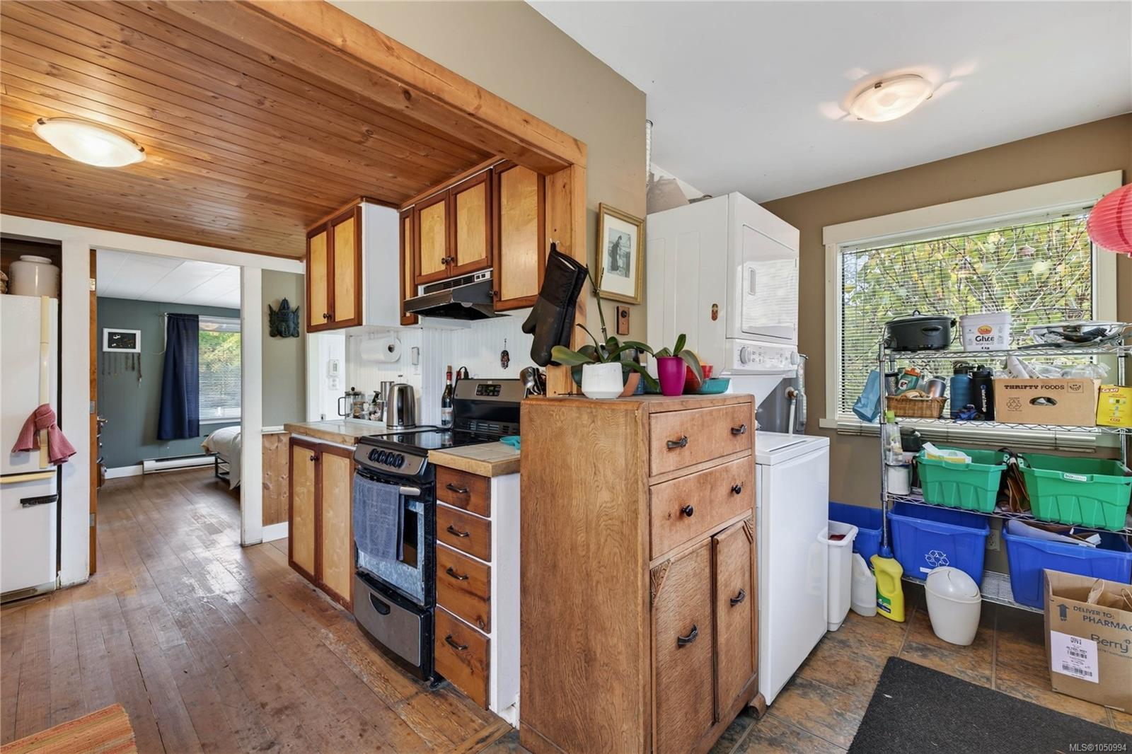 129 Hereford Ave