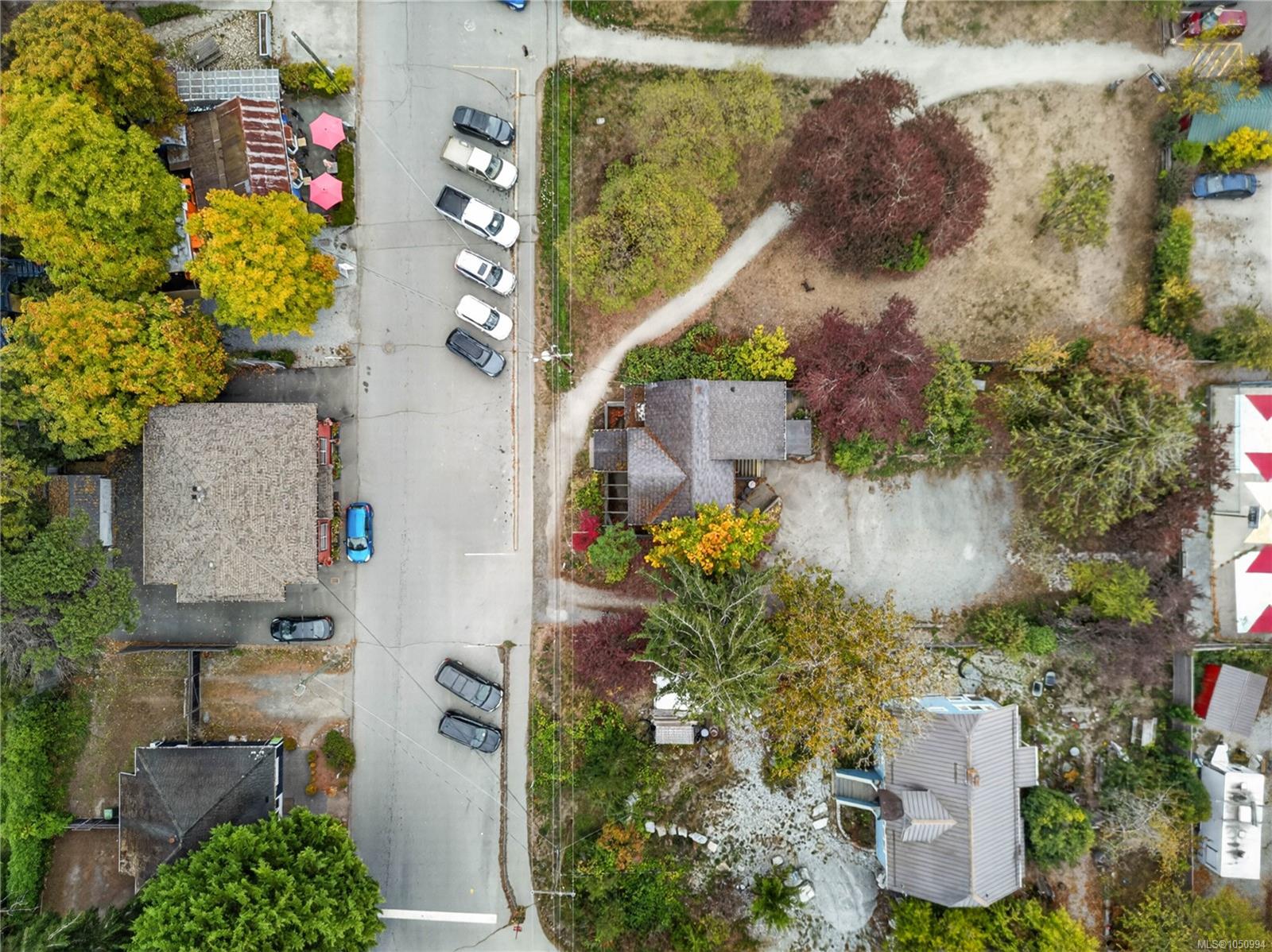 129 Hereford Ave