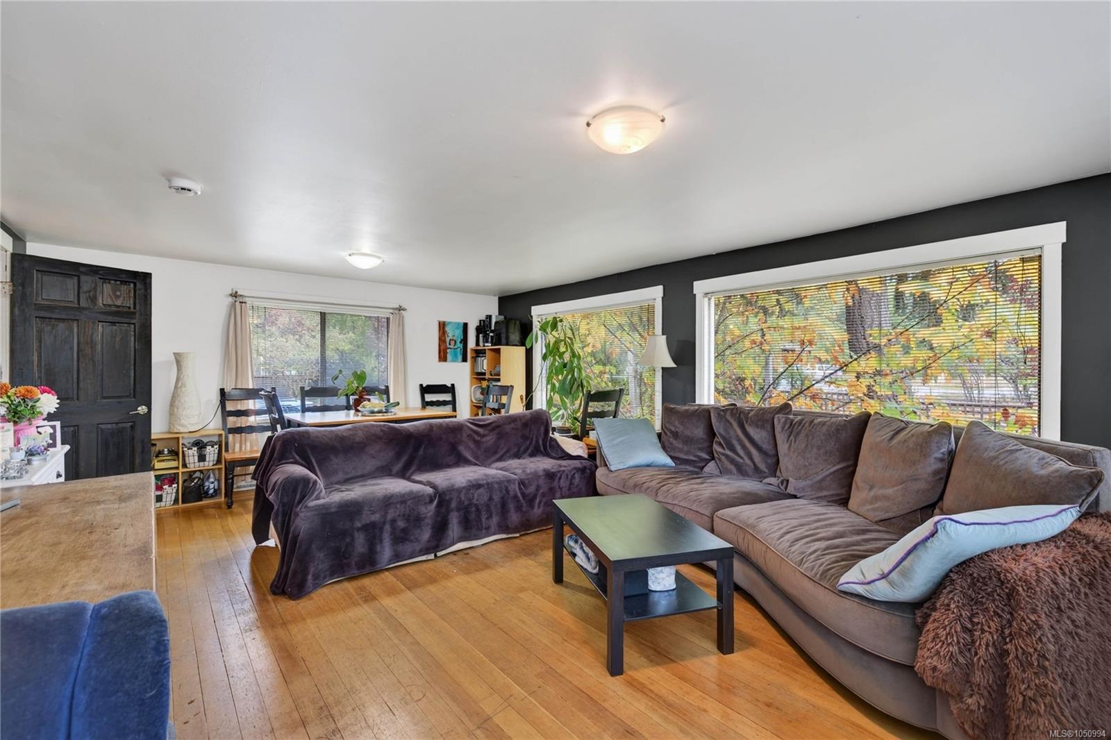 129 Hereford Ave