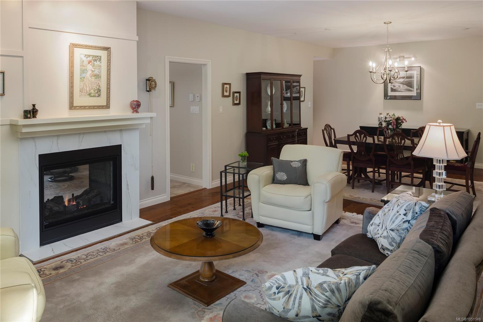 5329 Cordova Bay Rd #106