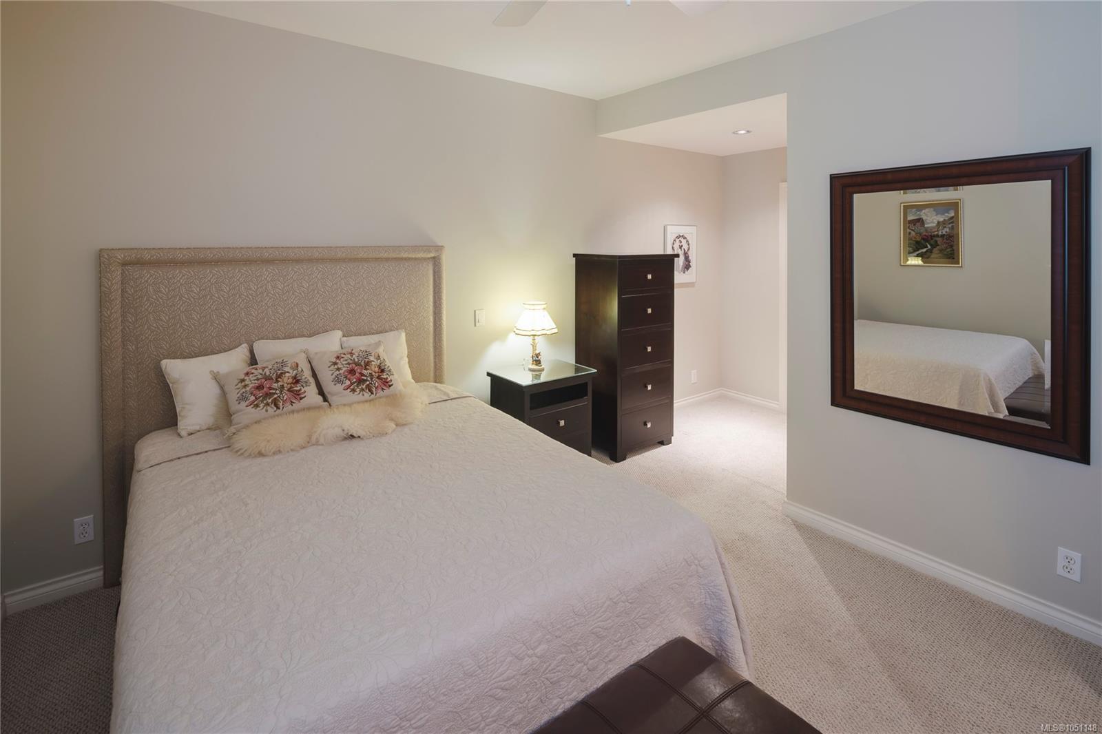 5329 Cordova Bay Rd #106