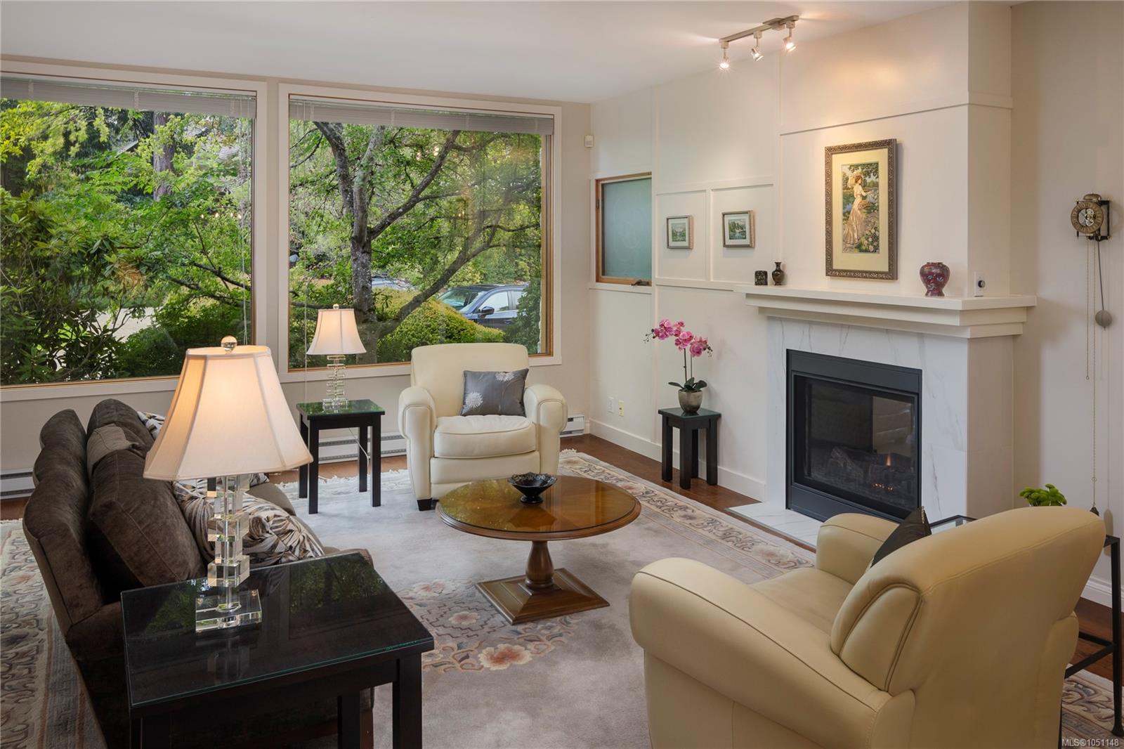5329 Cordova Bay Rd #106