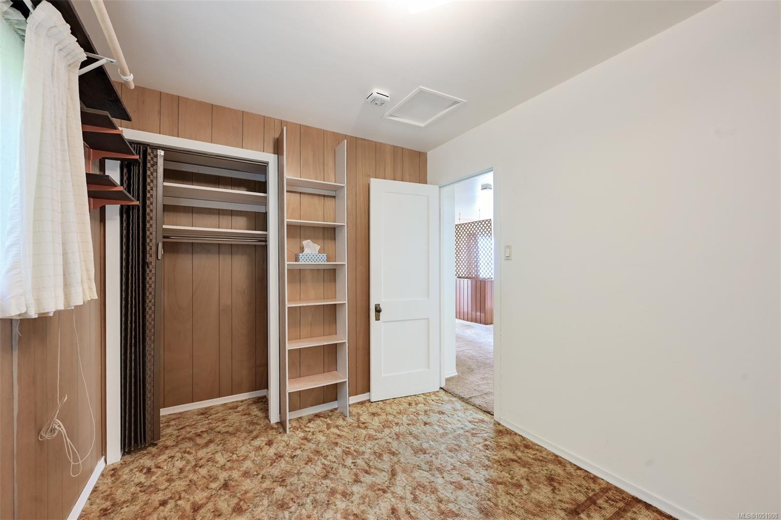 948 Dunsmuir Rd