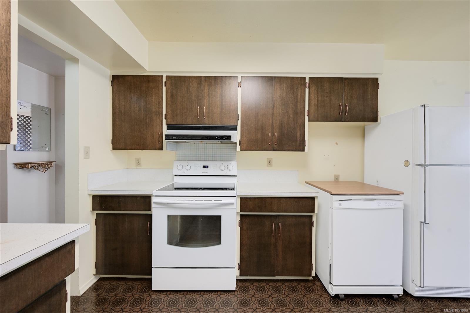 948 Dunsmuir Rd
