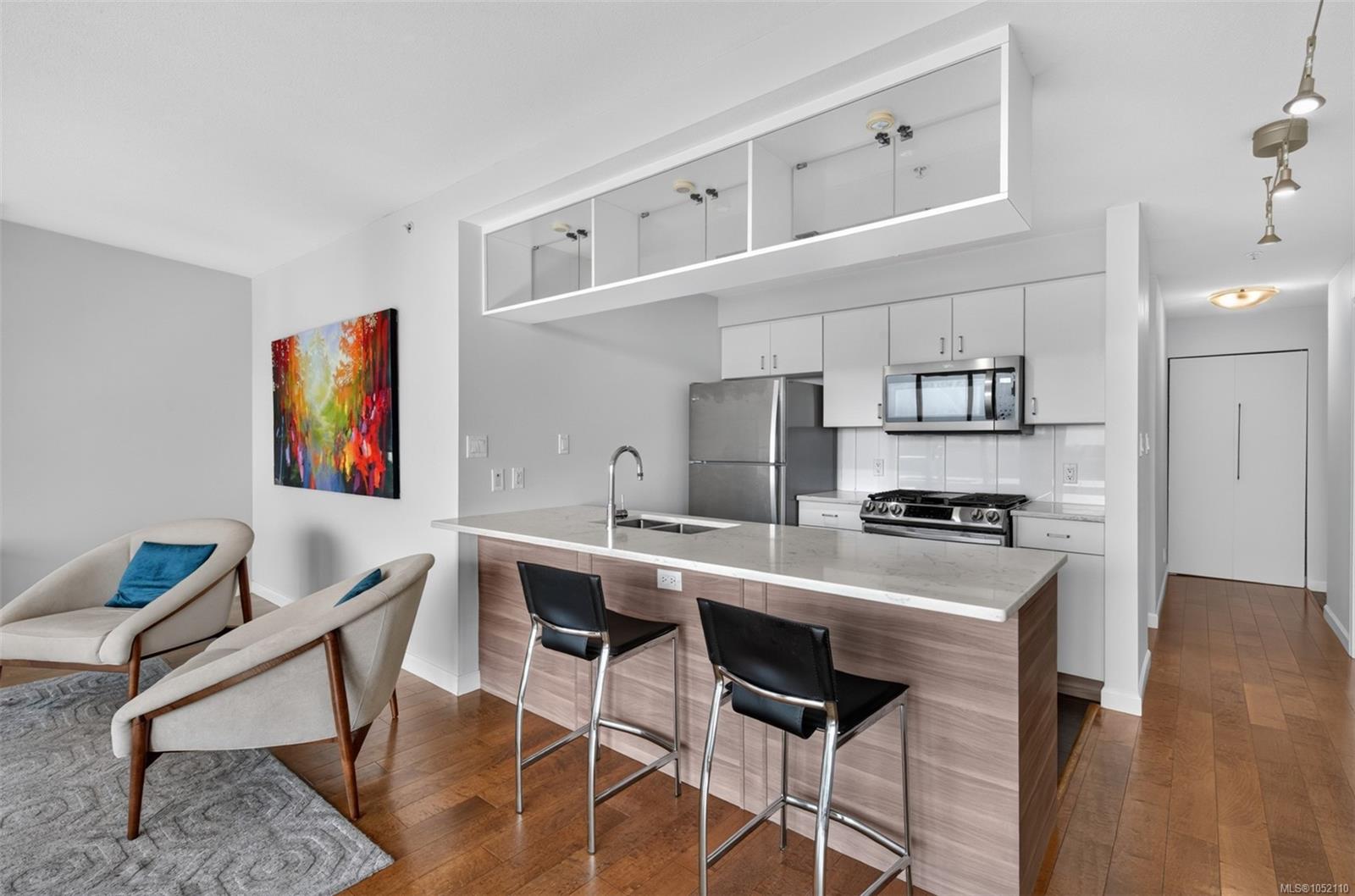 160 Wilson St #805