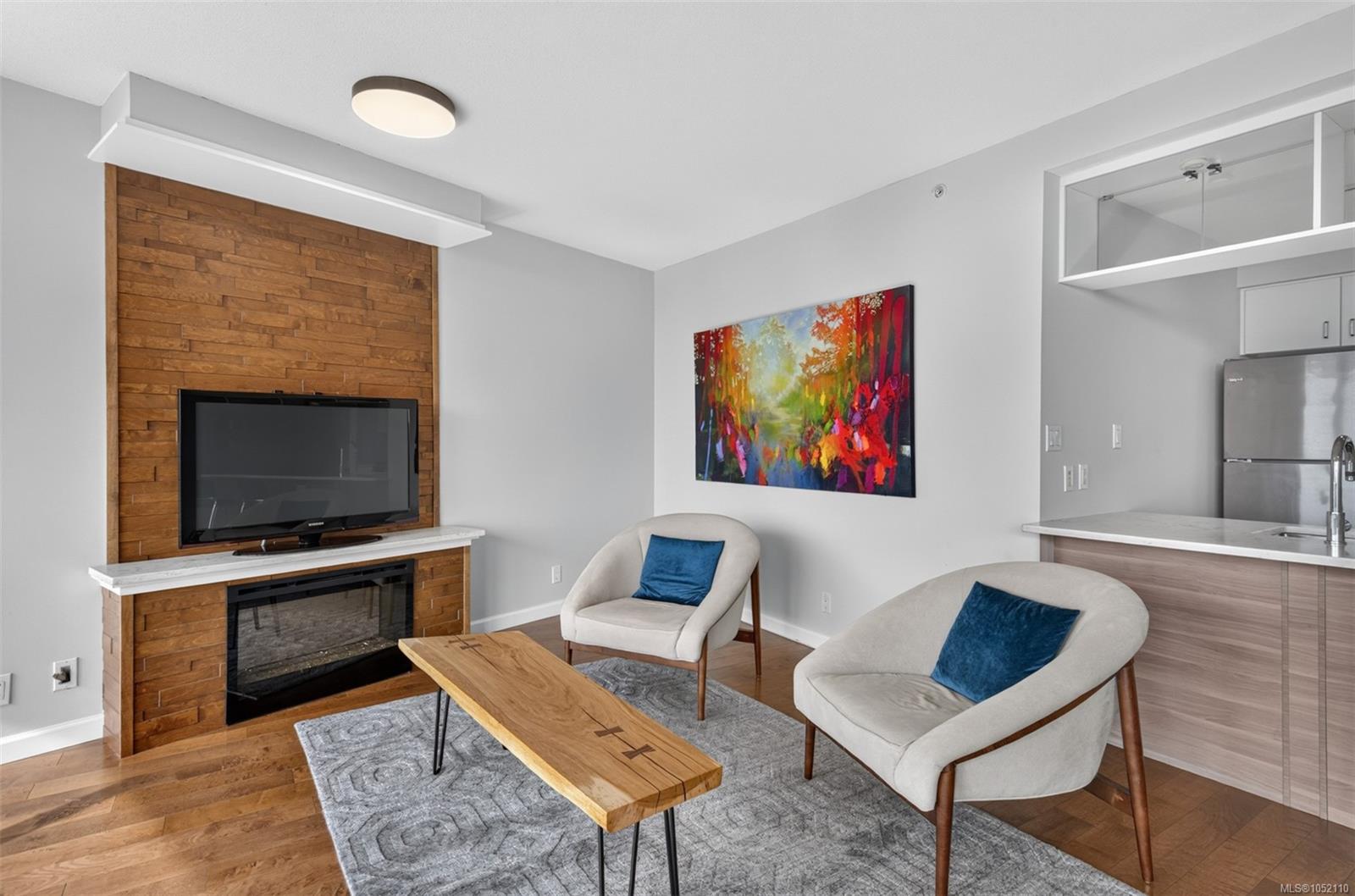 160 Wilson St #805
