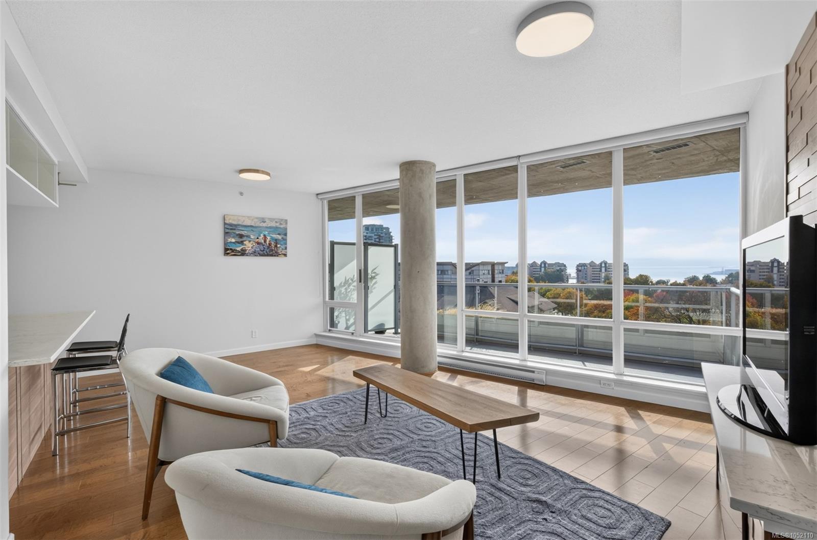 160 Wilson St #805