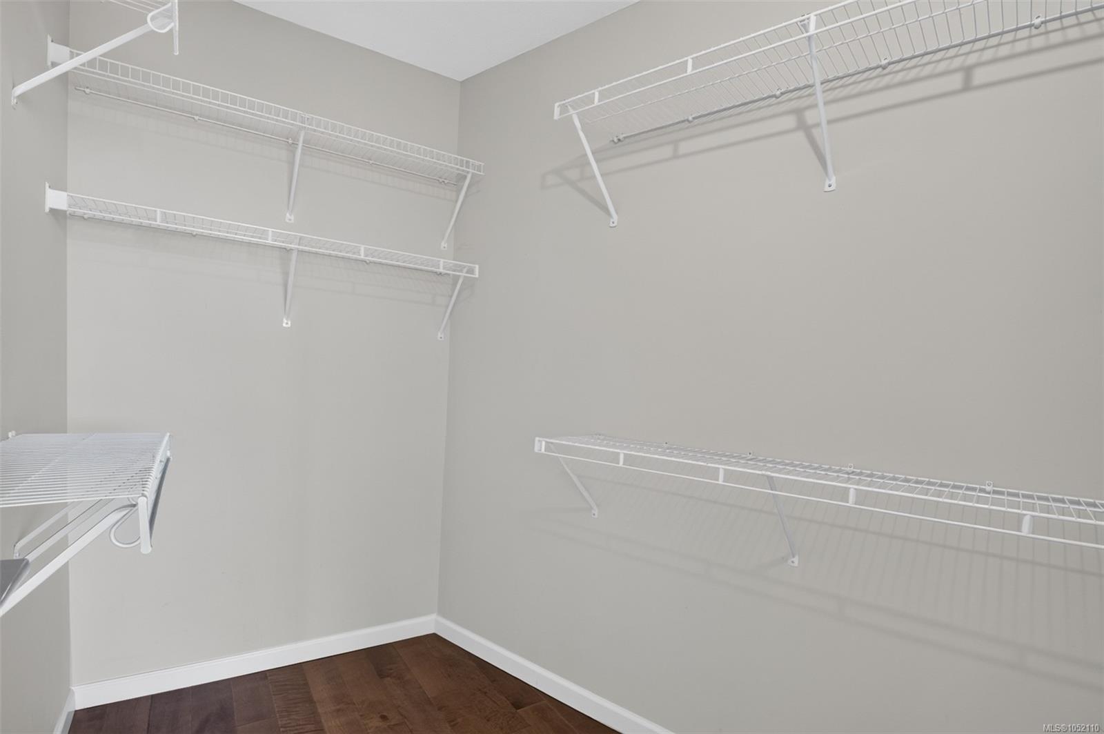 160 Wilson St #805