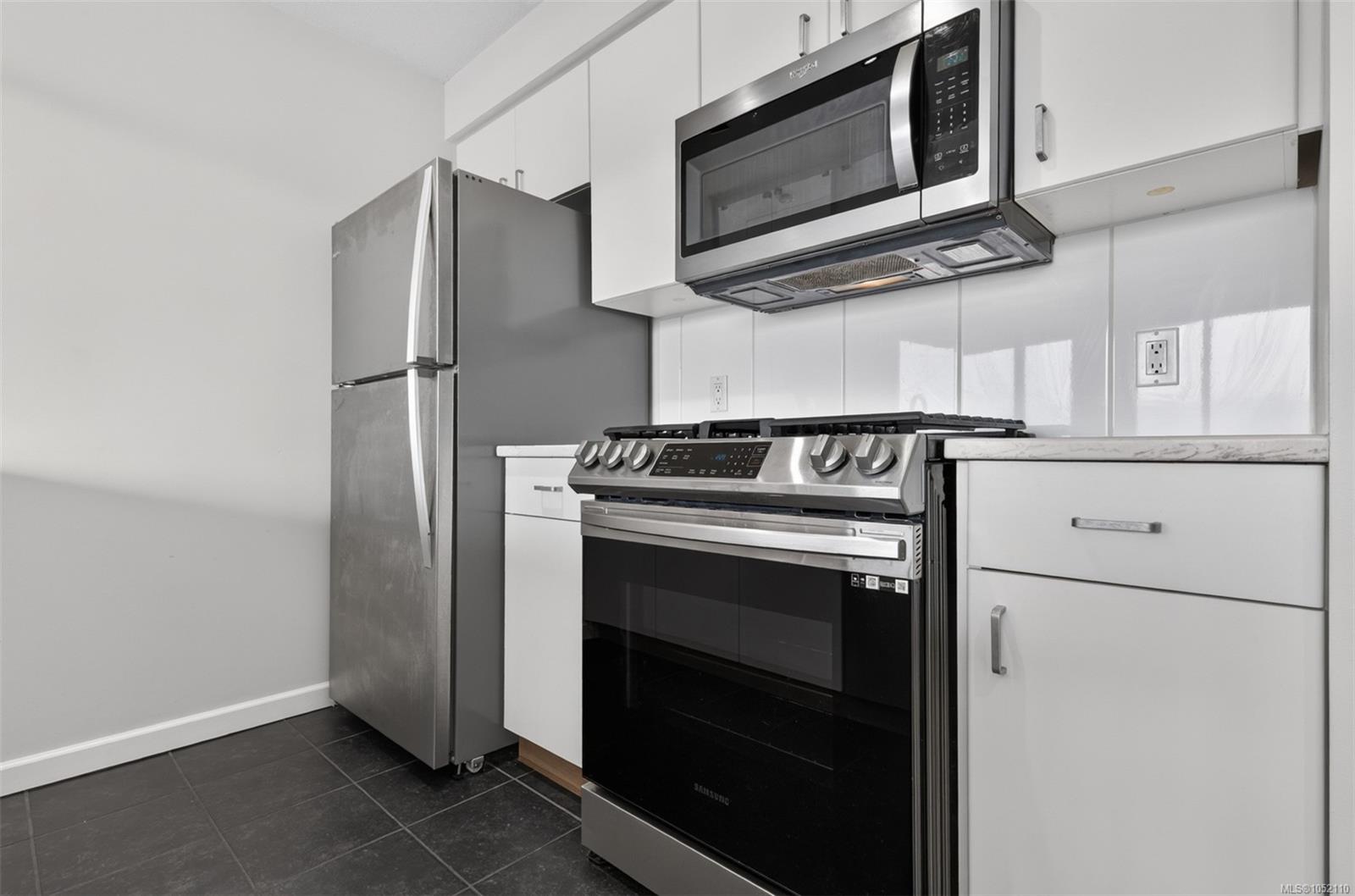 160 Wilson St #805