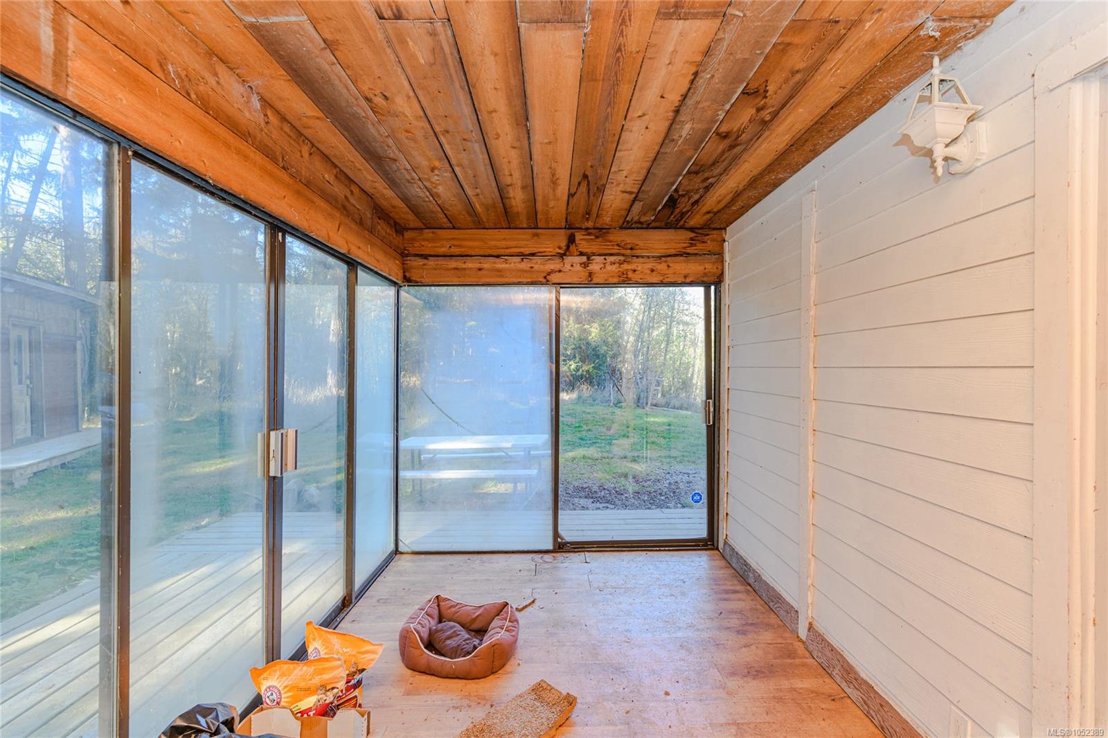 148 Meadow Dr