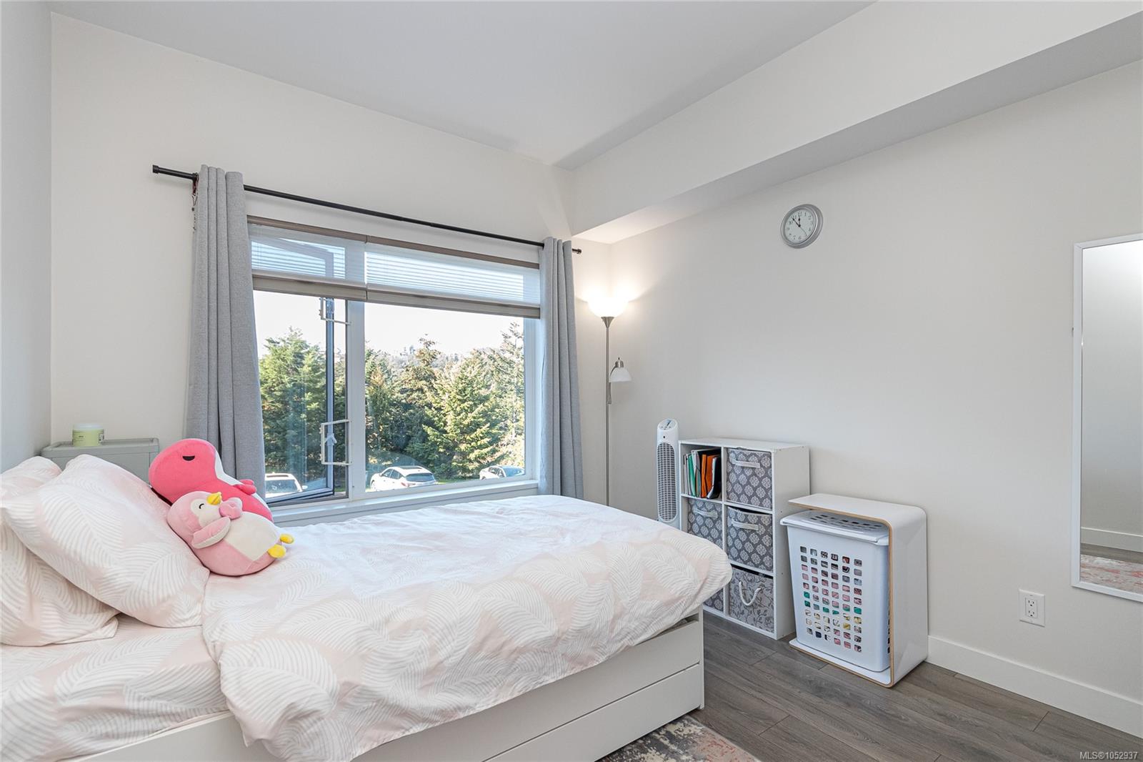 290 Wilfert Rd #207