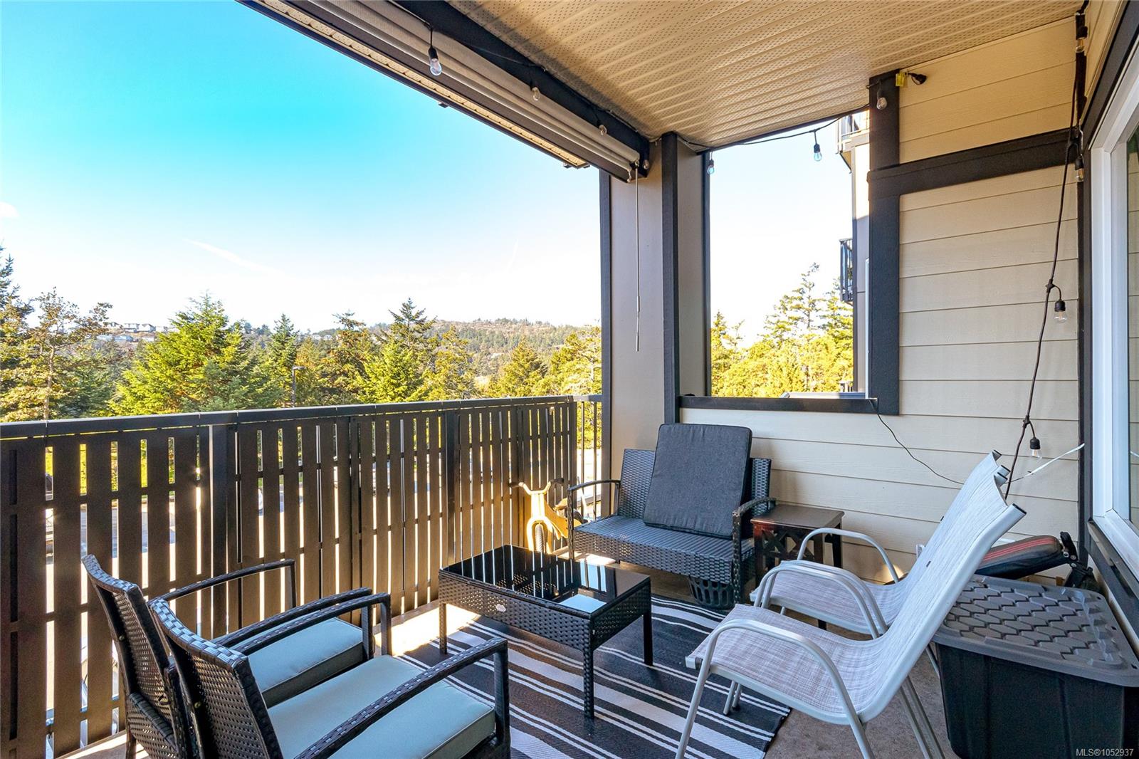 290 Wilfert Rd #207