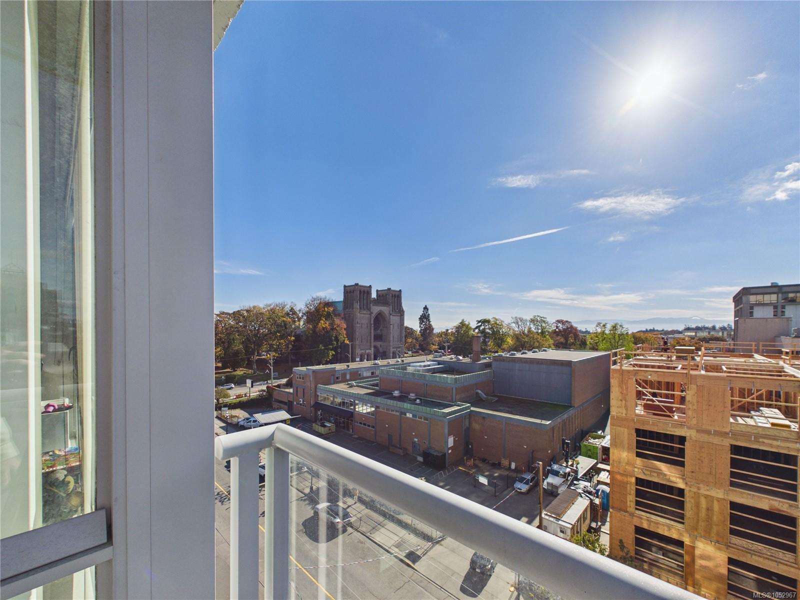 838 Broughton St #709