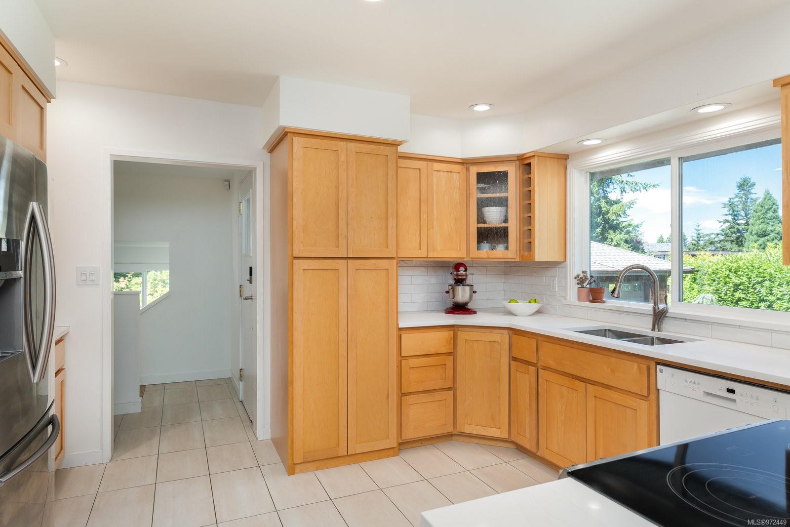 4346 Gordon Head Rd