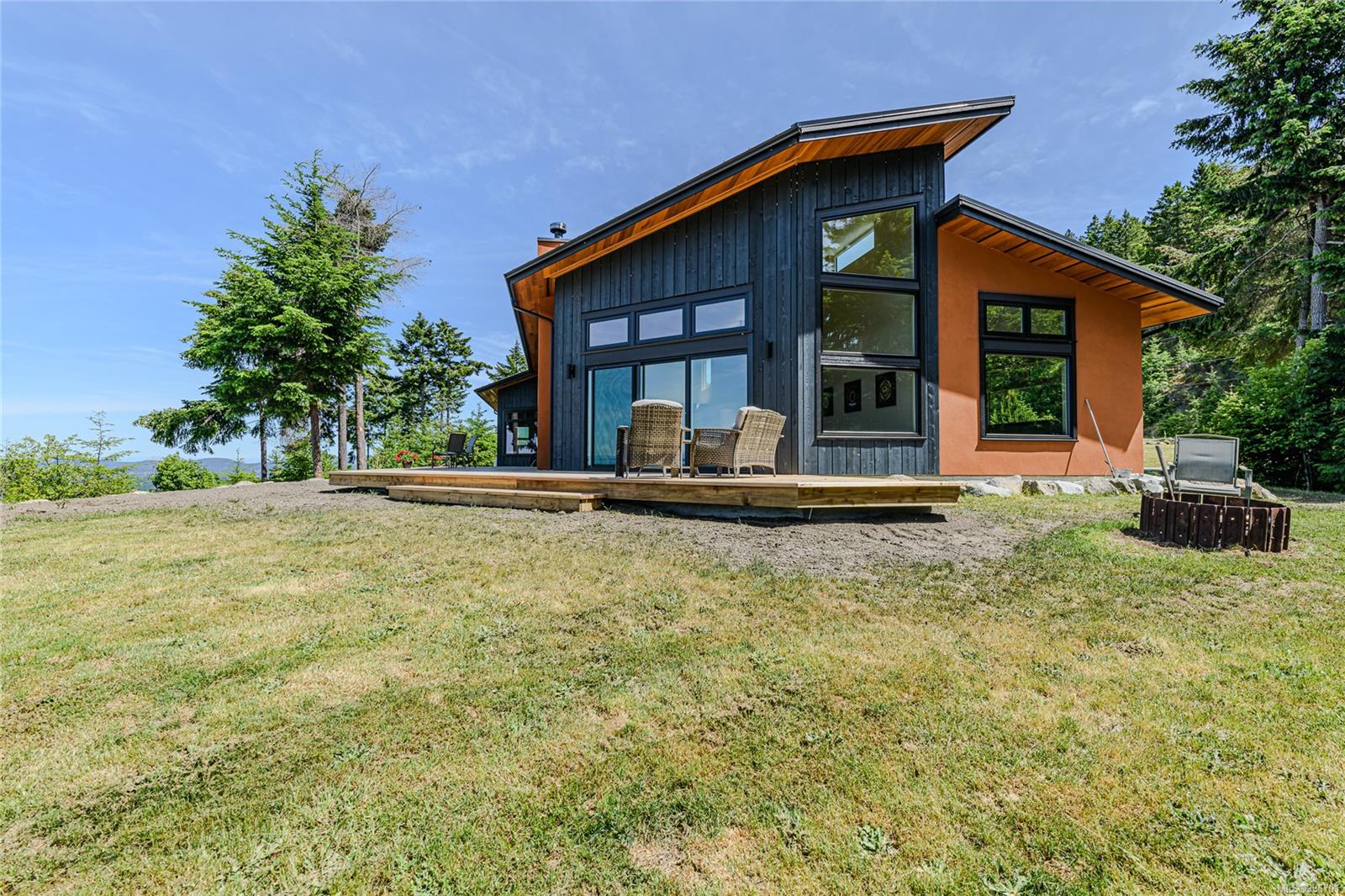 153 Southern Way