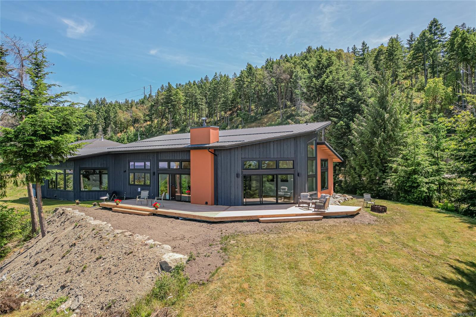 153 Southern Way