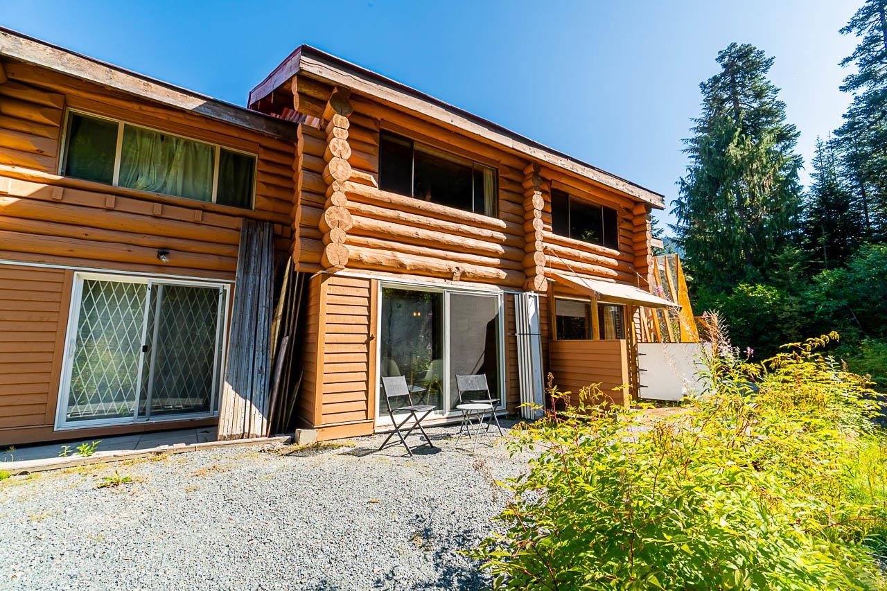 4 20619 EDELWEISS DRIVE Unit: 4