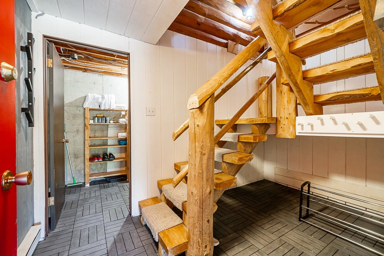 4 20619 EDELWEISS DRIVE Unit: 4