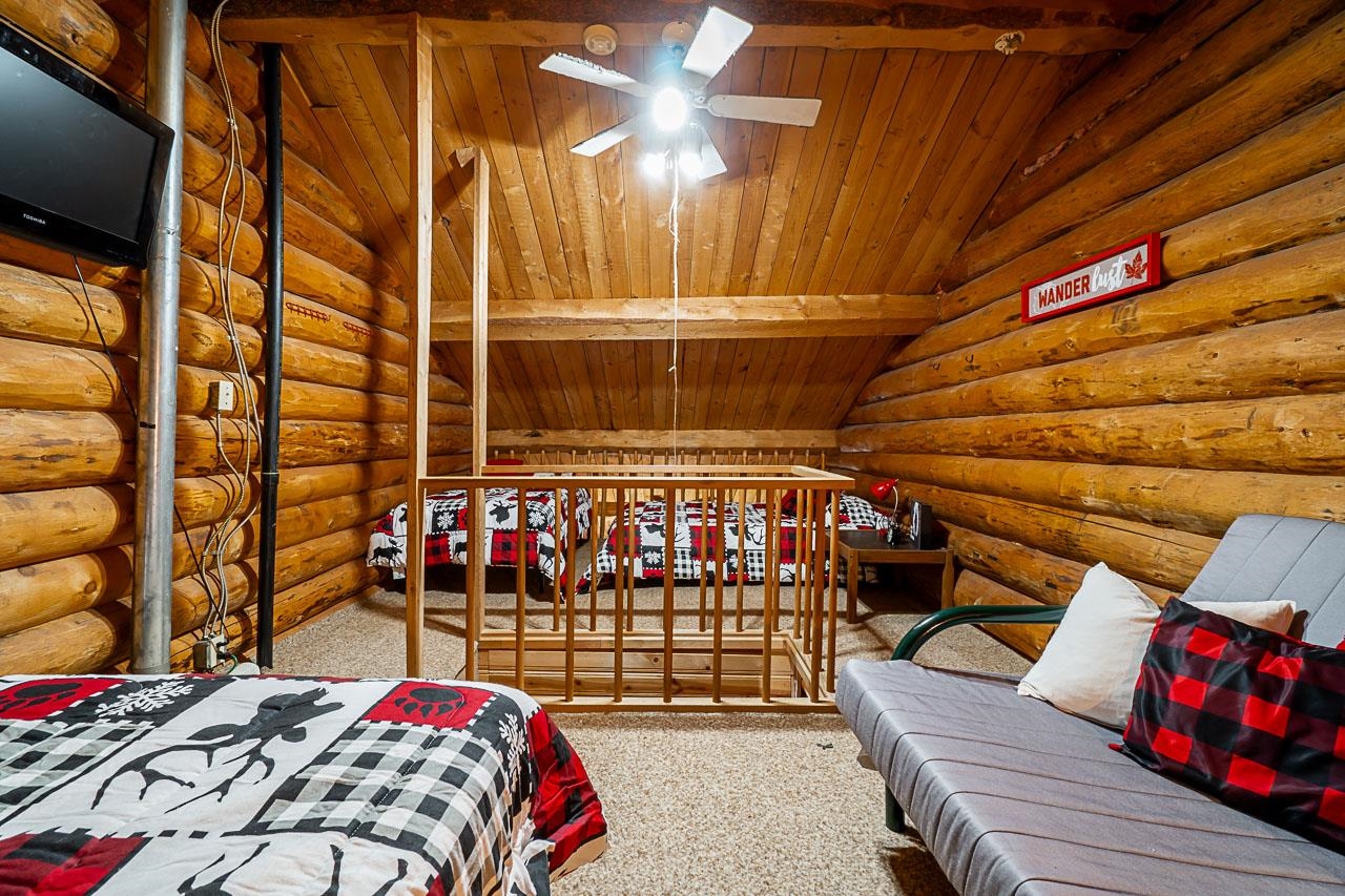 4 20619 EDELWEISS DRIVE Unit: 4