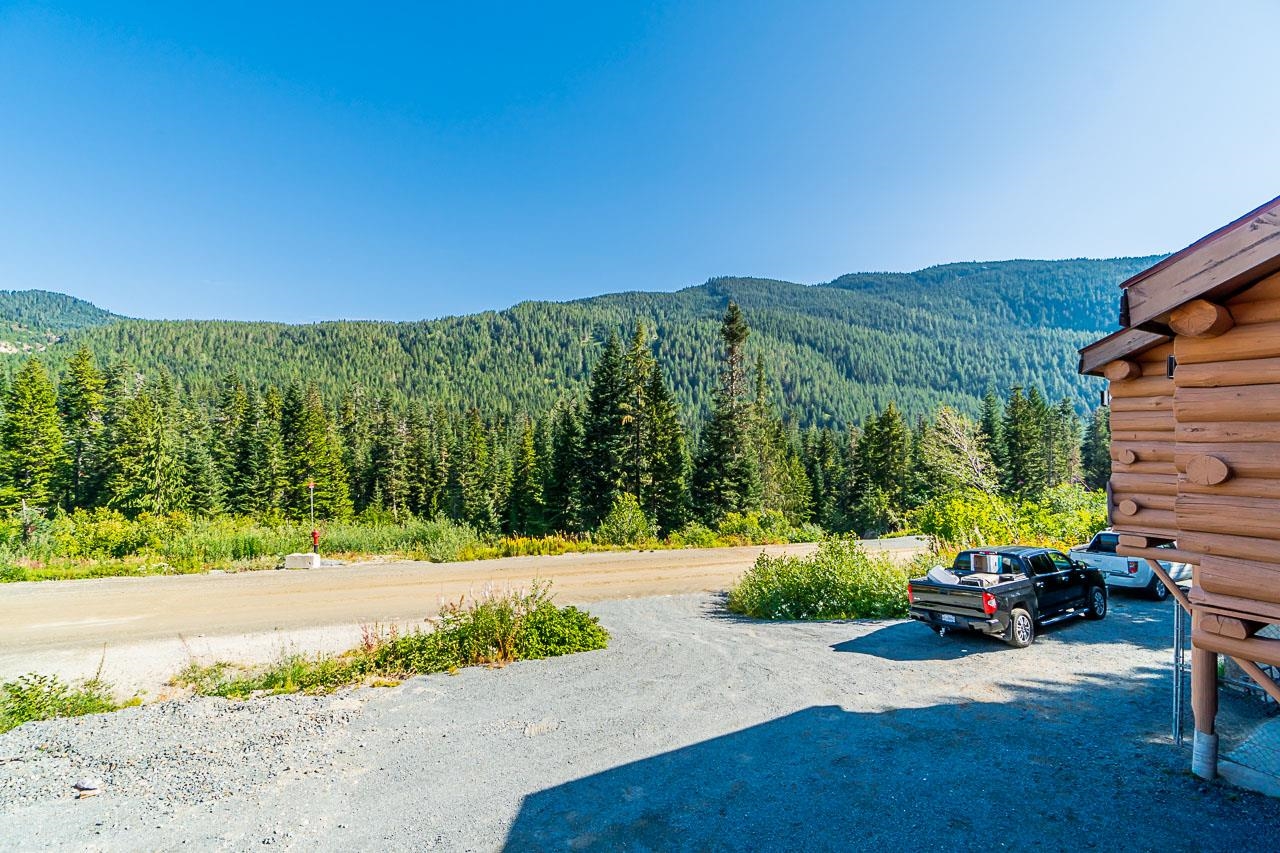 4 20619 EDELWEISS DRIVE Unit: 4