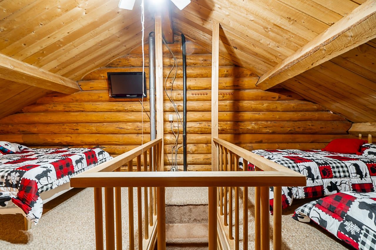 4 20619 EDELWEISS DRIVE Unit: 4