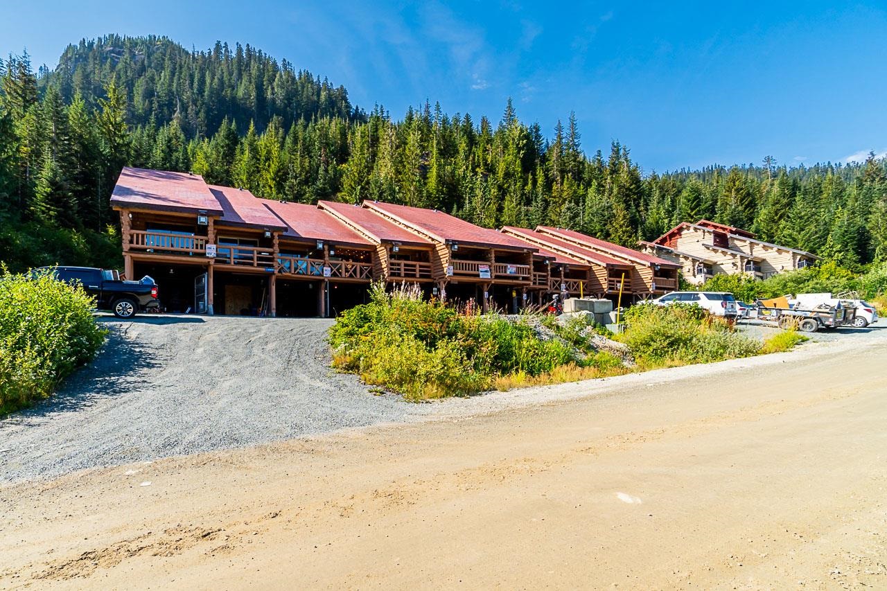 4 20619 EDELWEISS DRIVE Unit: 4