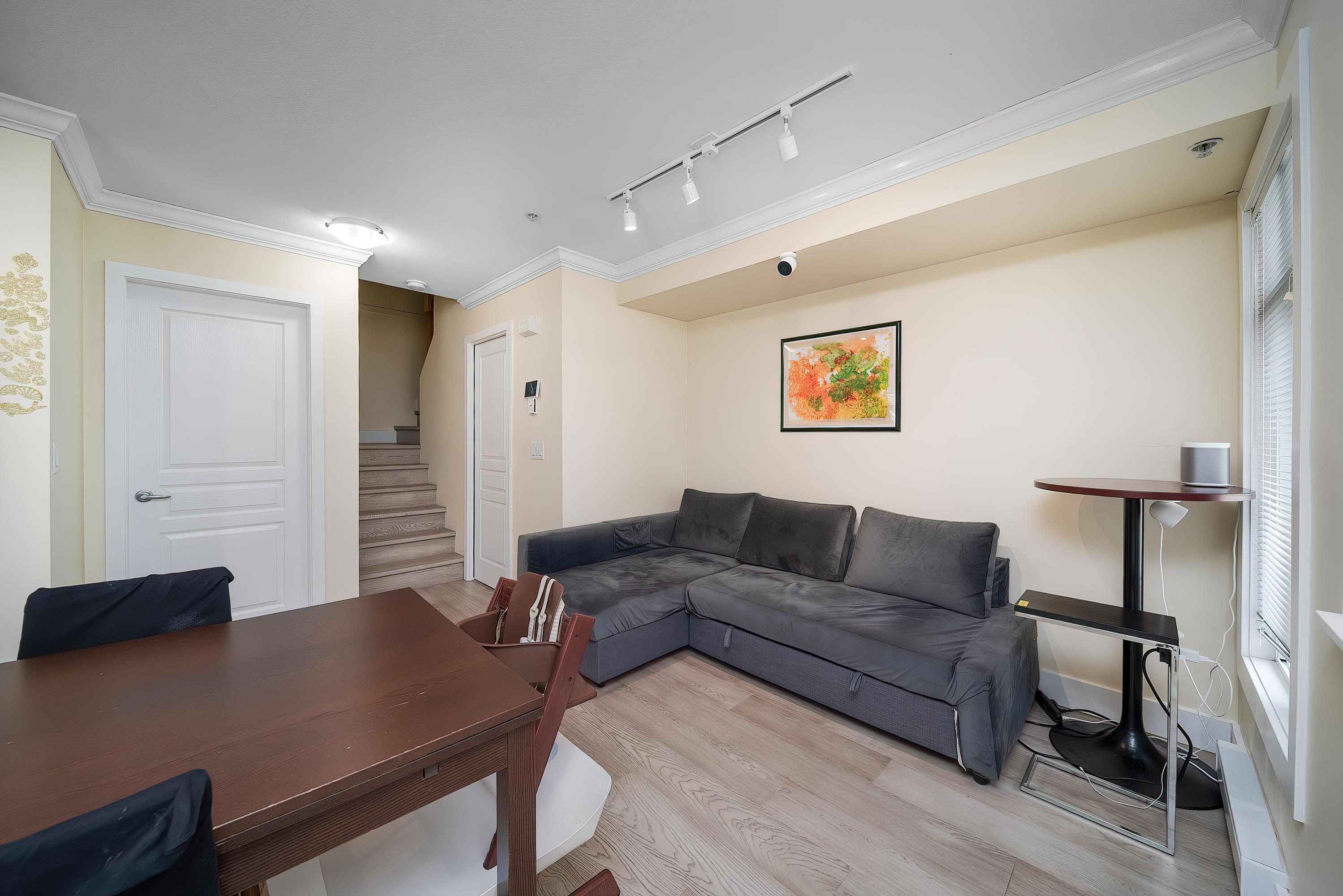 34 7428 SOUTHWYNDE AVENUE Unit: 34