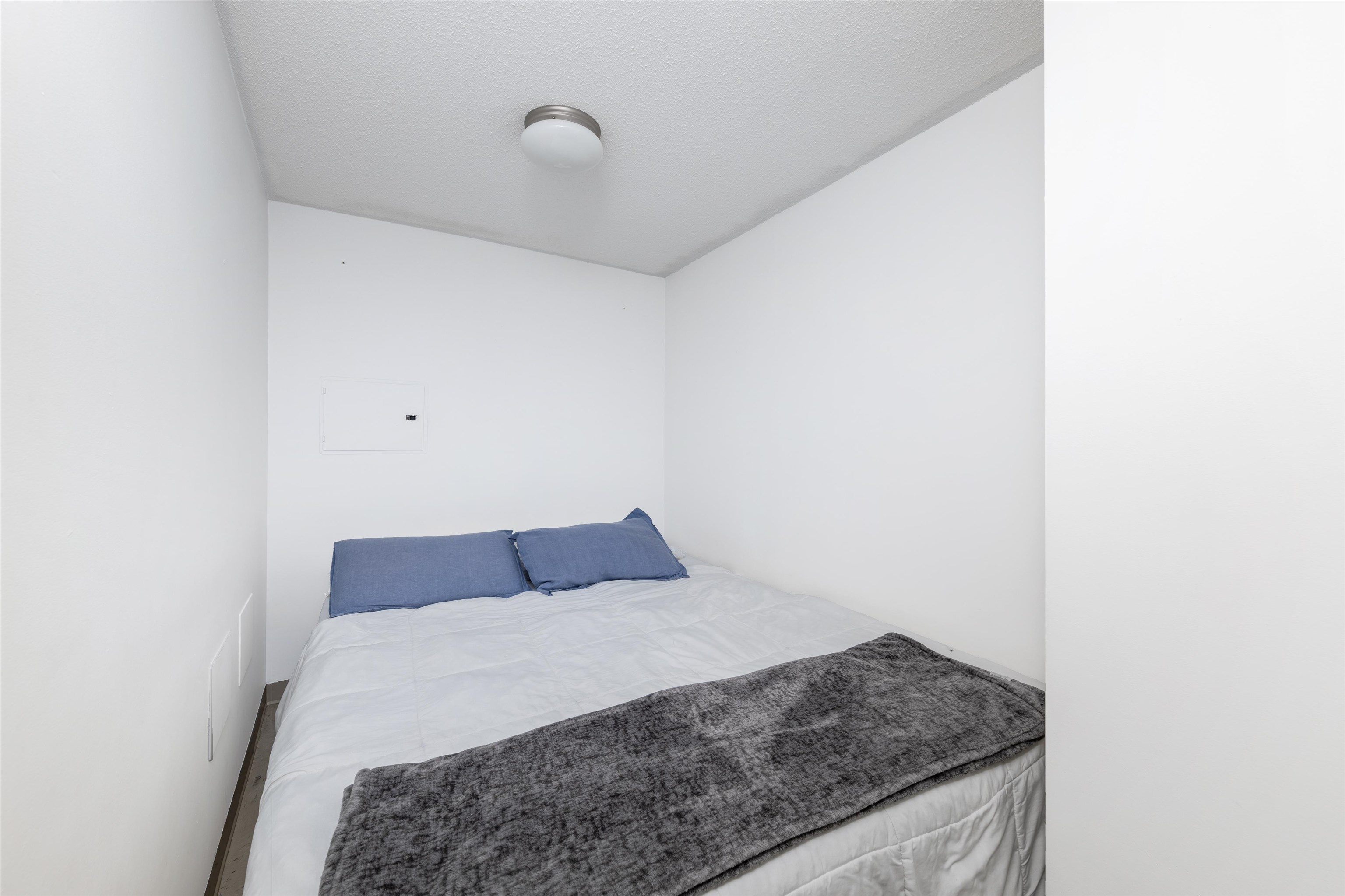 1606 233 ROBSON STREET Unit: 1606
