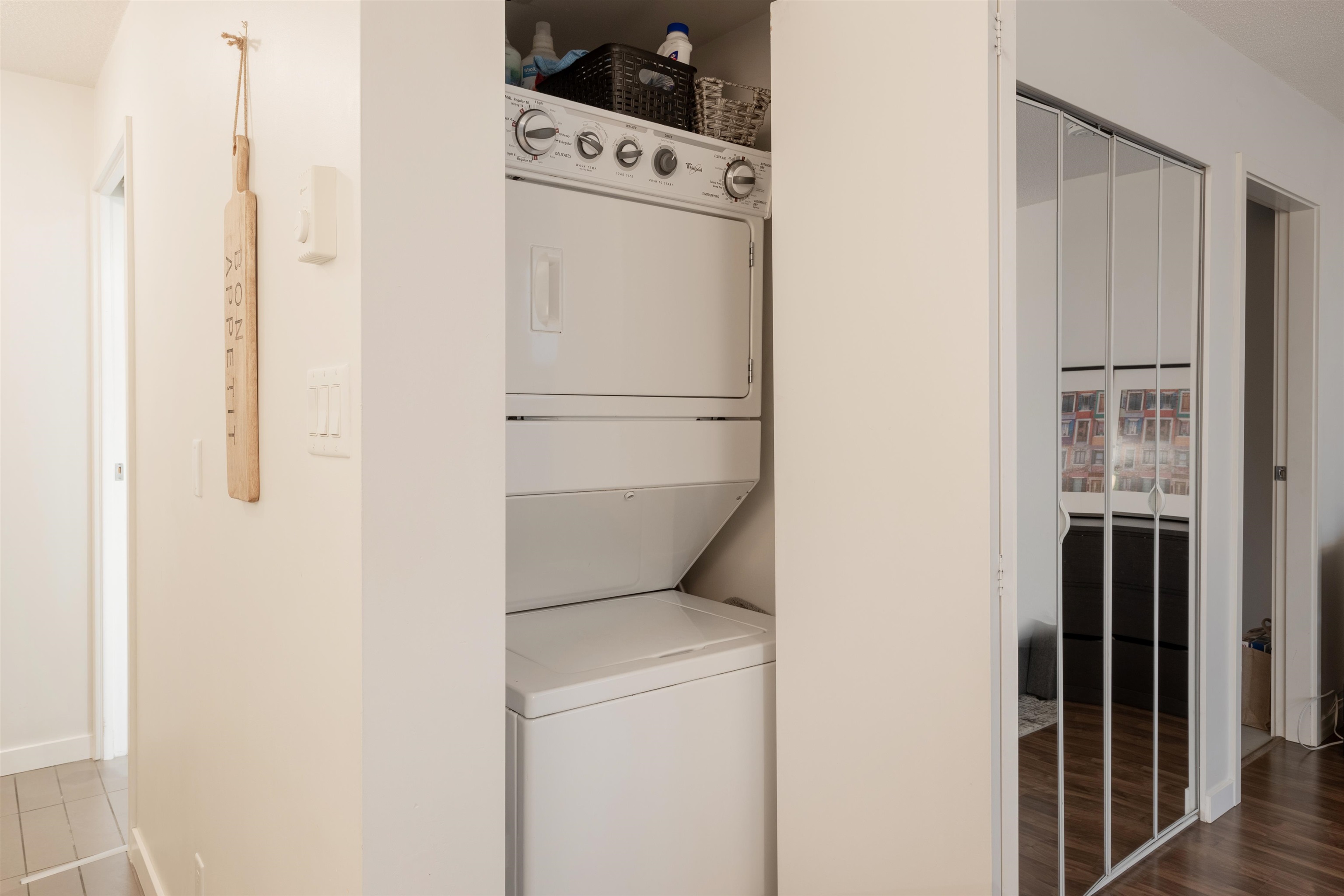 1606 233 ROBSON STREET Unit: 1606