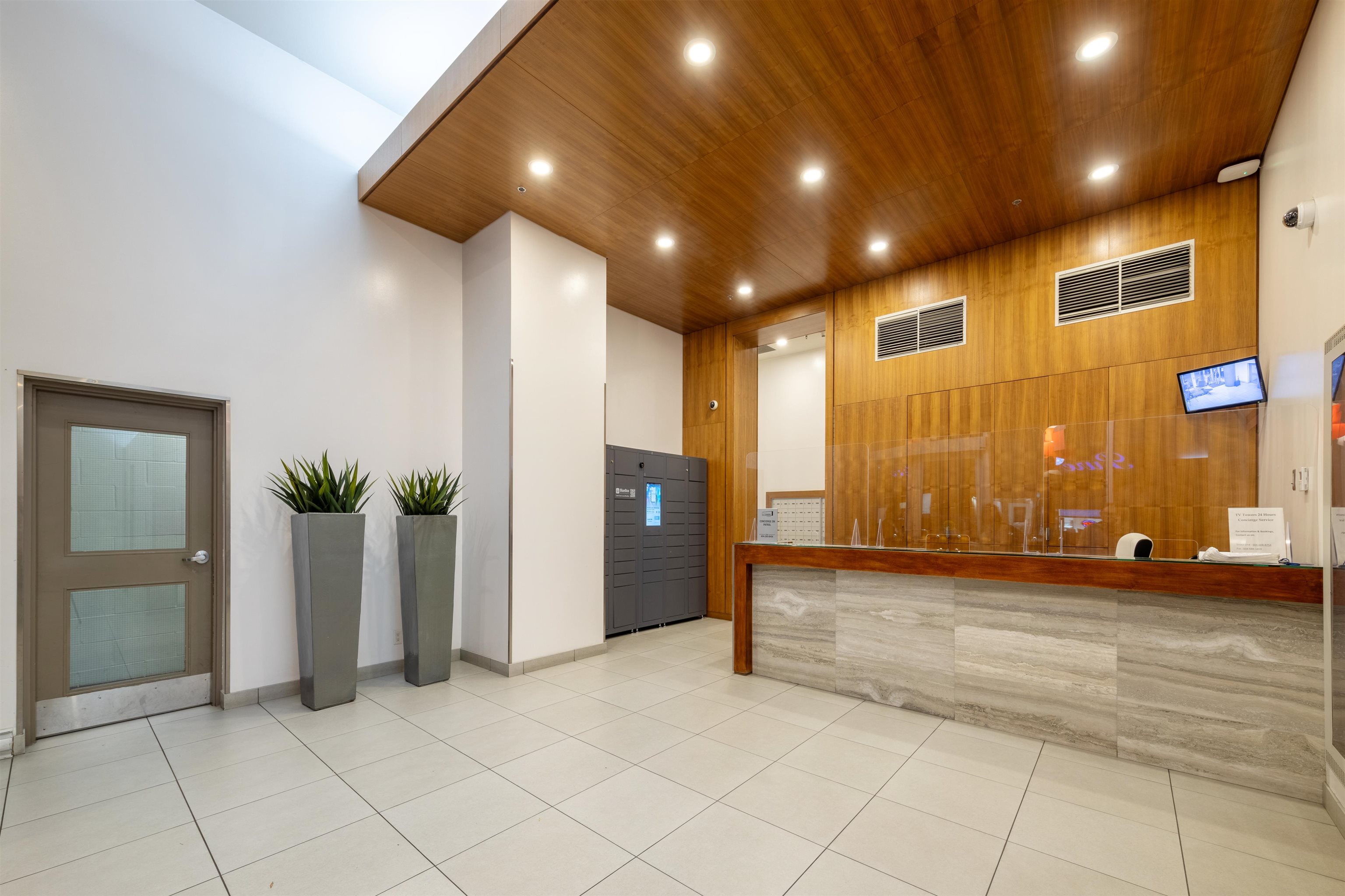 1606 233 ROBSON STREET Unit: 1606