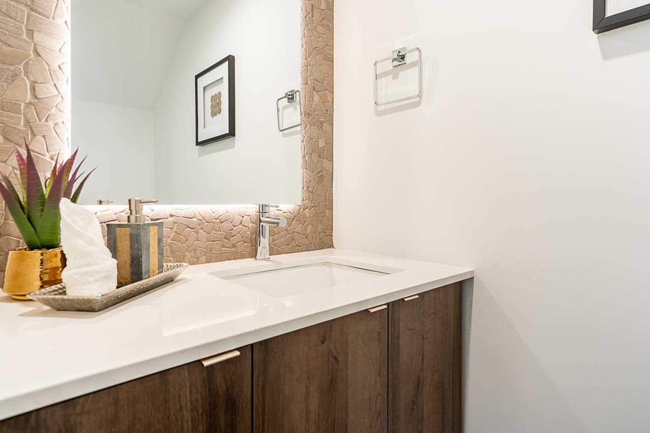 5 8428 PARK ROAD Unit: 5