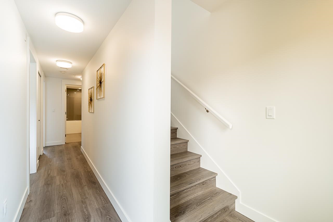 5 8428 PARK ROAD Unit: 5