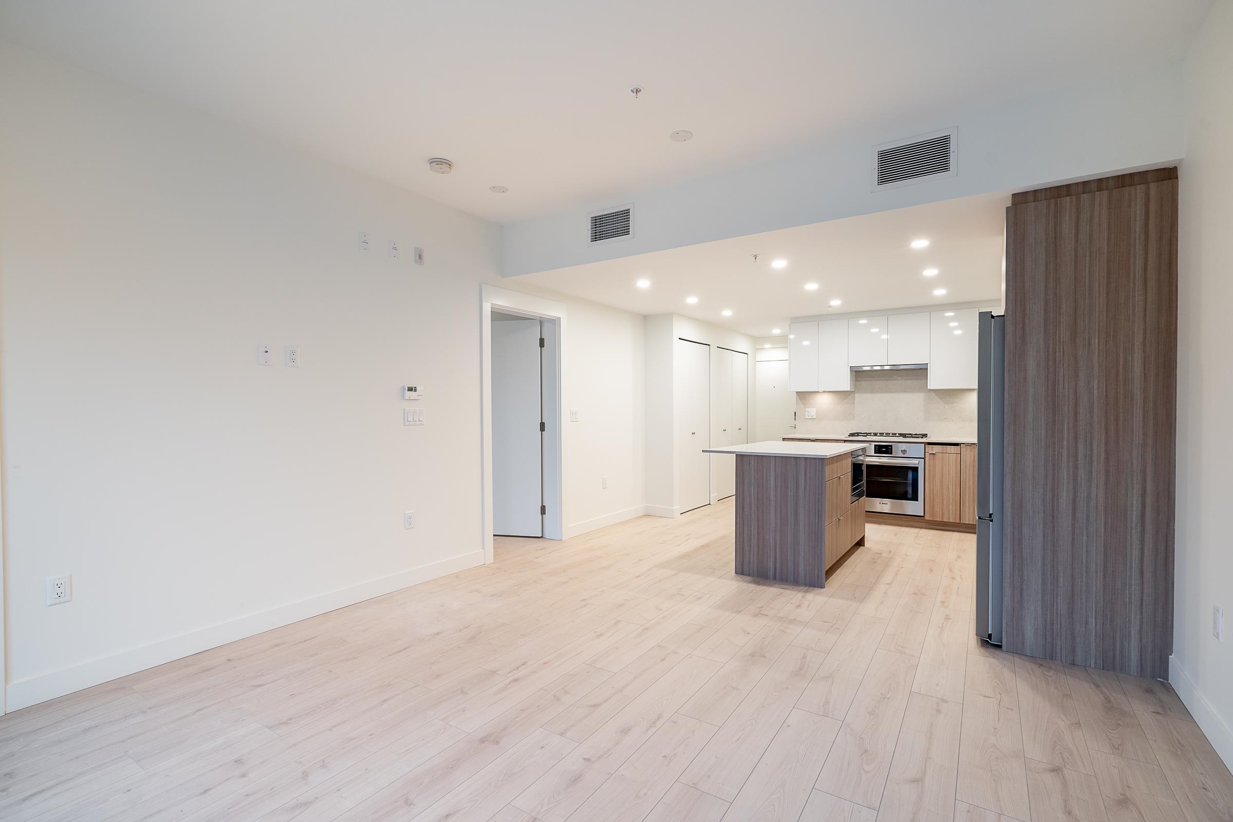 205 8428 PARK ROAD Unit: 205