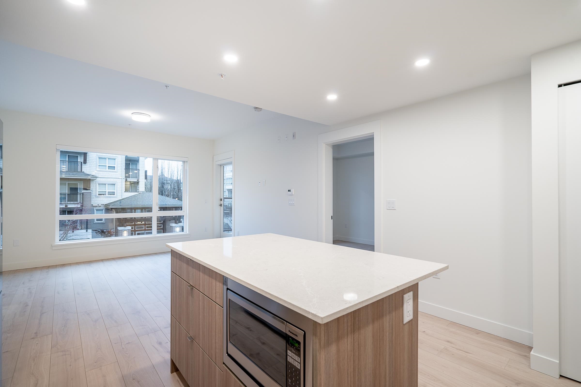 205 8428 PARK ROAD Unit: 205