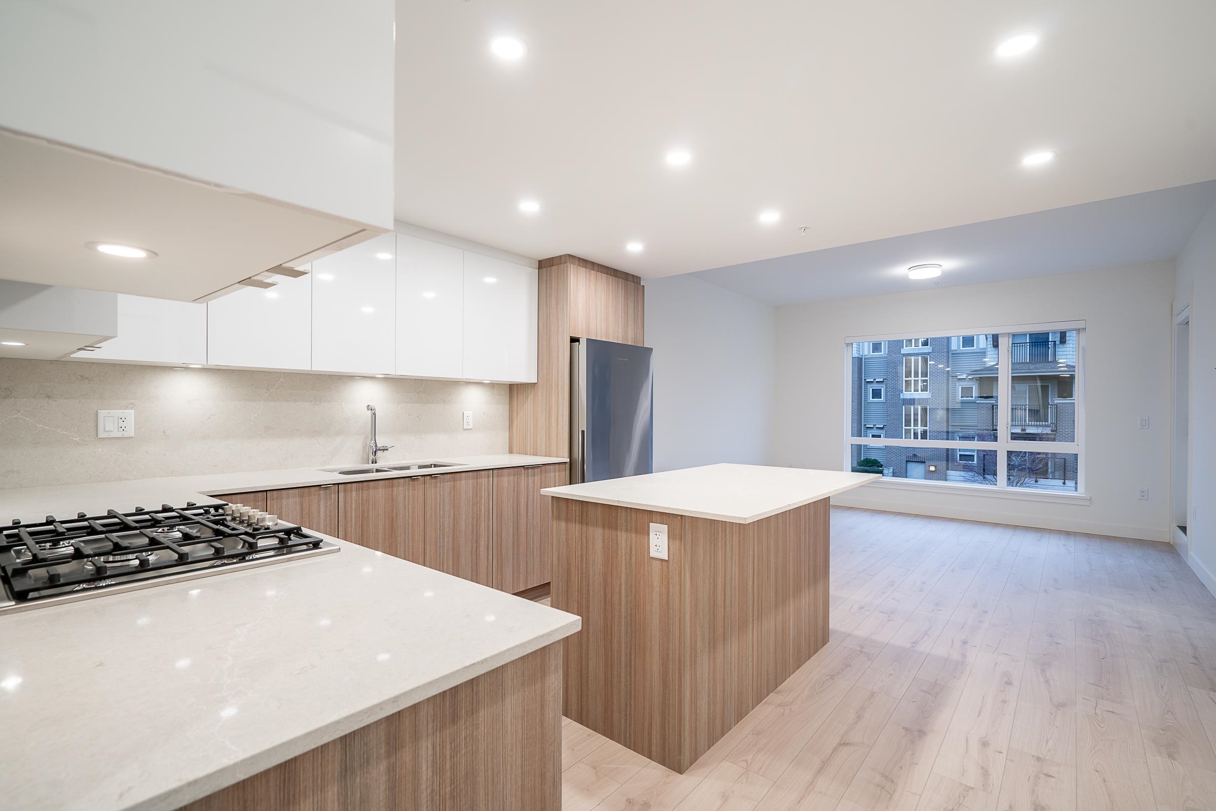 205 8428 PARK ROAD Unit: 205