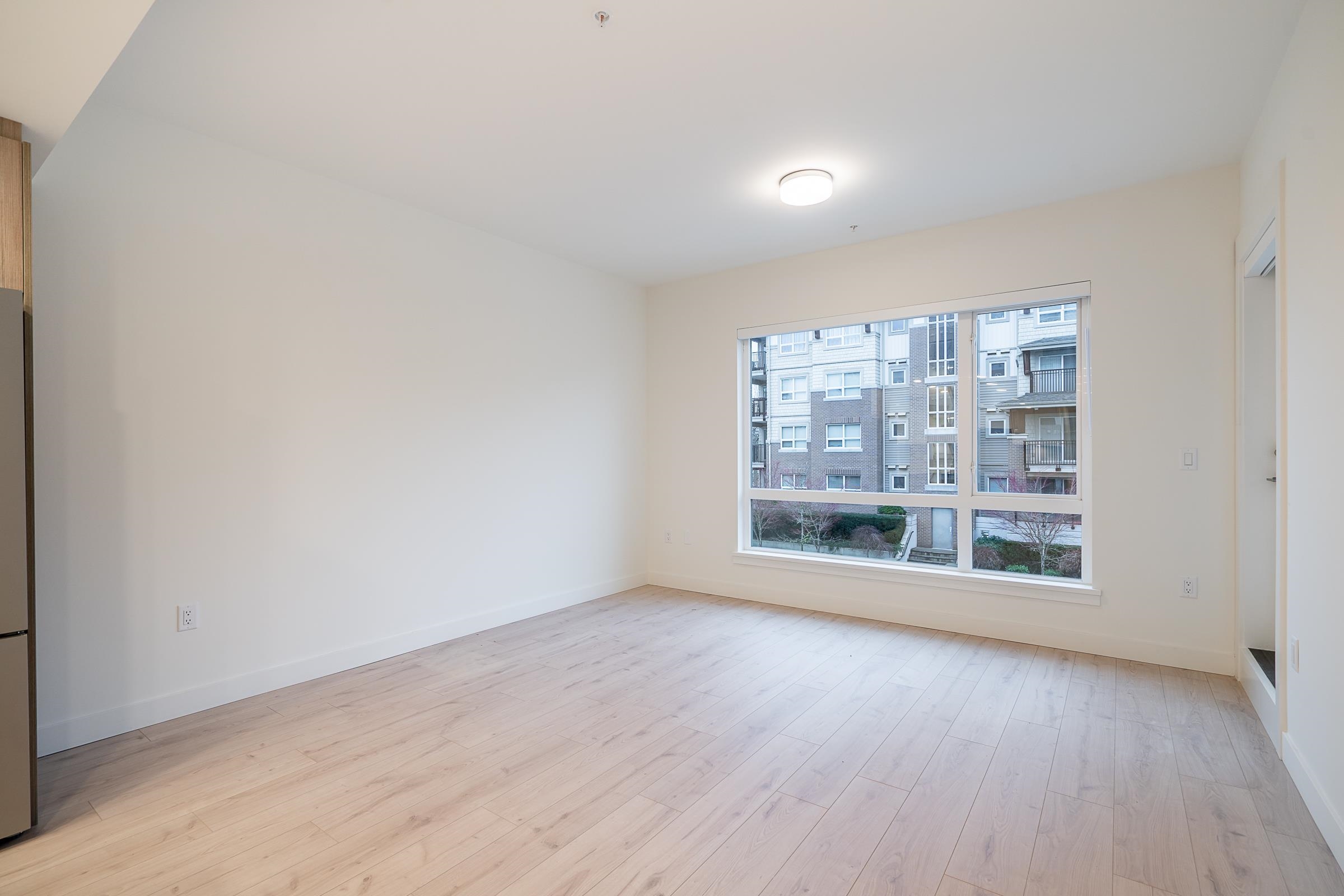205 8428 PARK ROAD Unit: 205