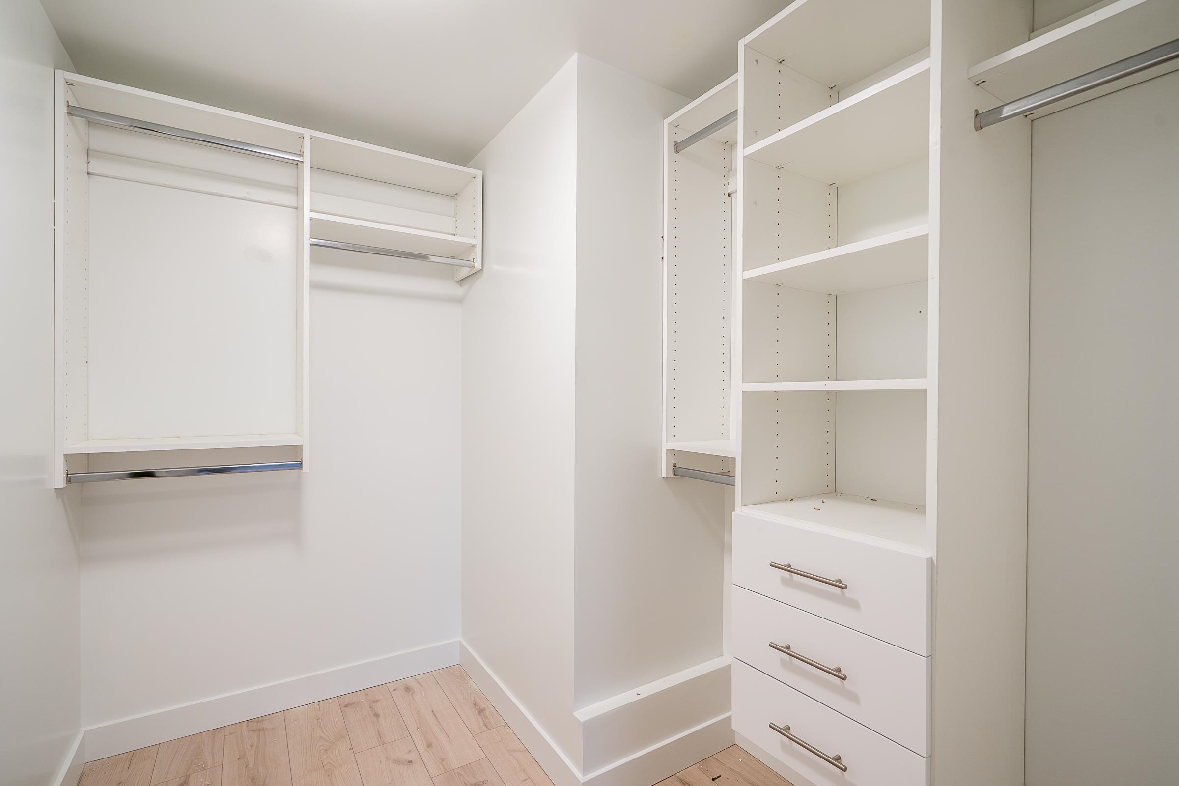 205 8428 PARK ROAD Unit: 205