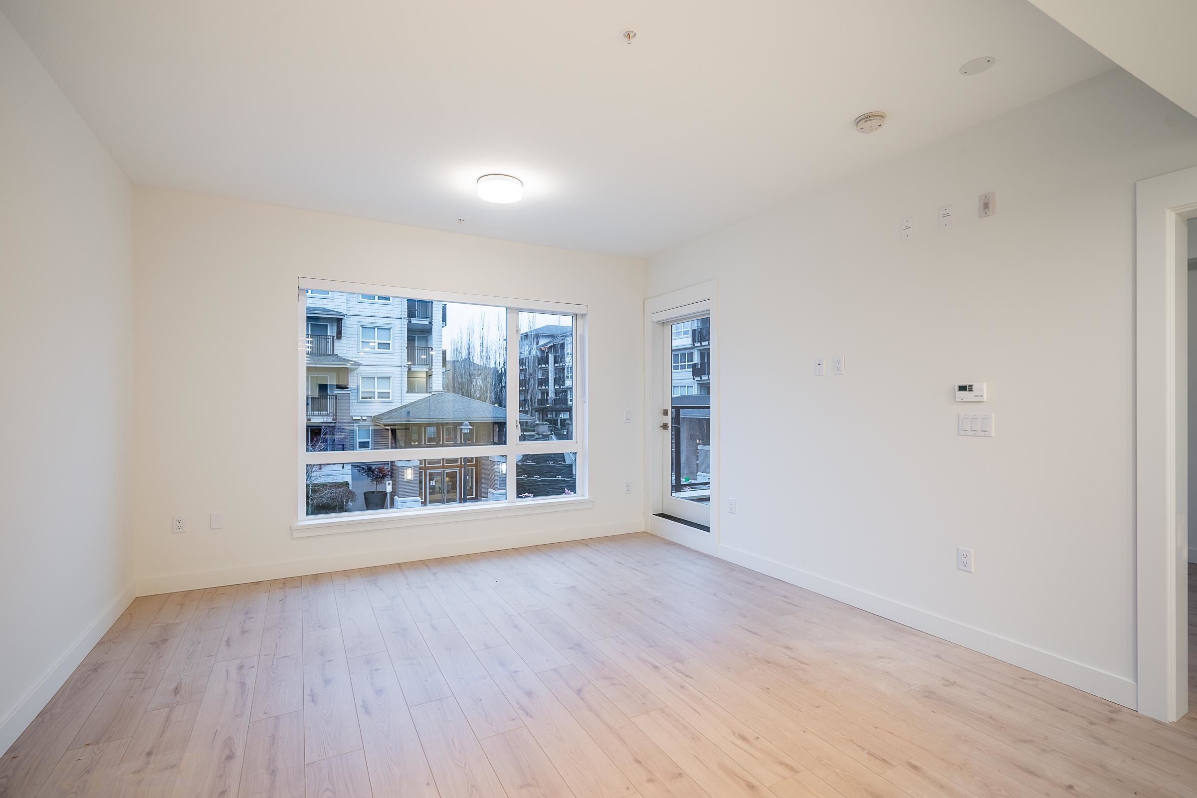 205 8428 PARK ROAD Unit: 205