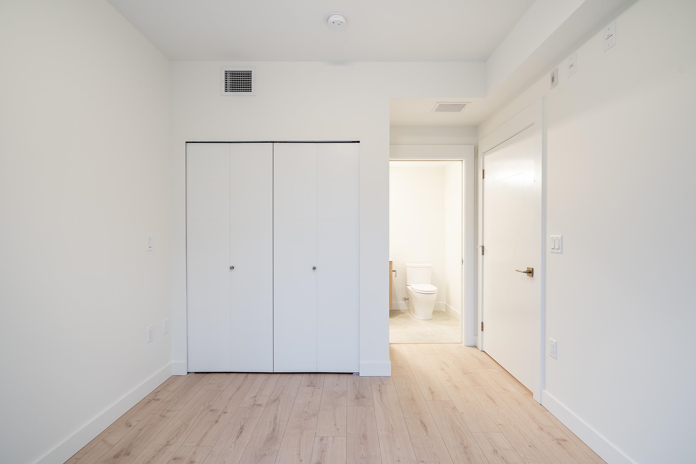 206 8428 PARK ROAD Unit: 206