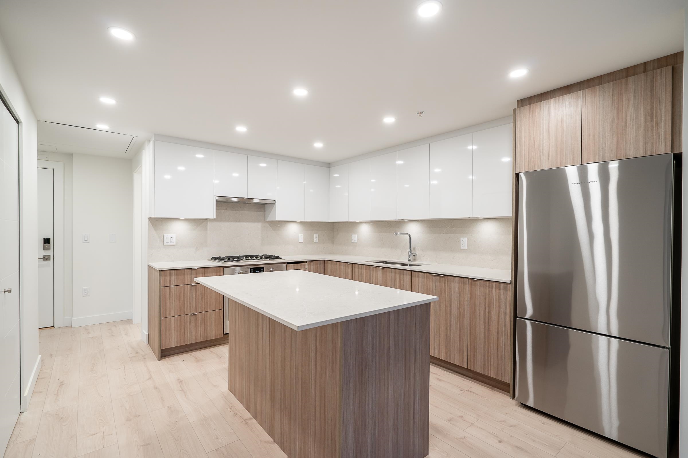 206 8428 PARK ROAD Unit: 206