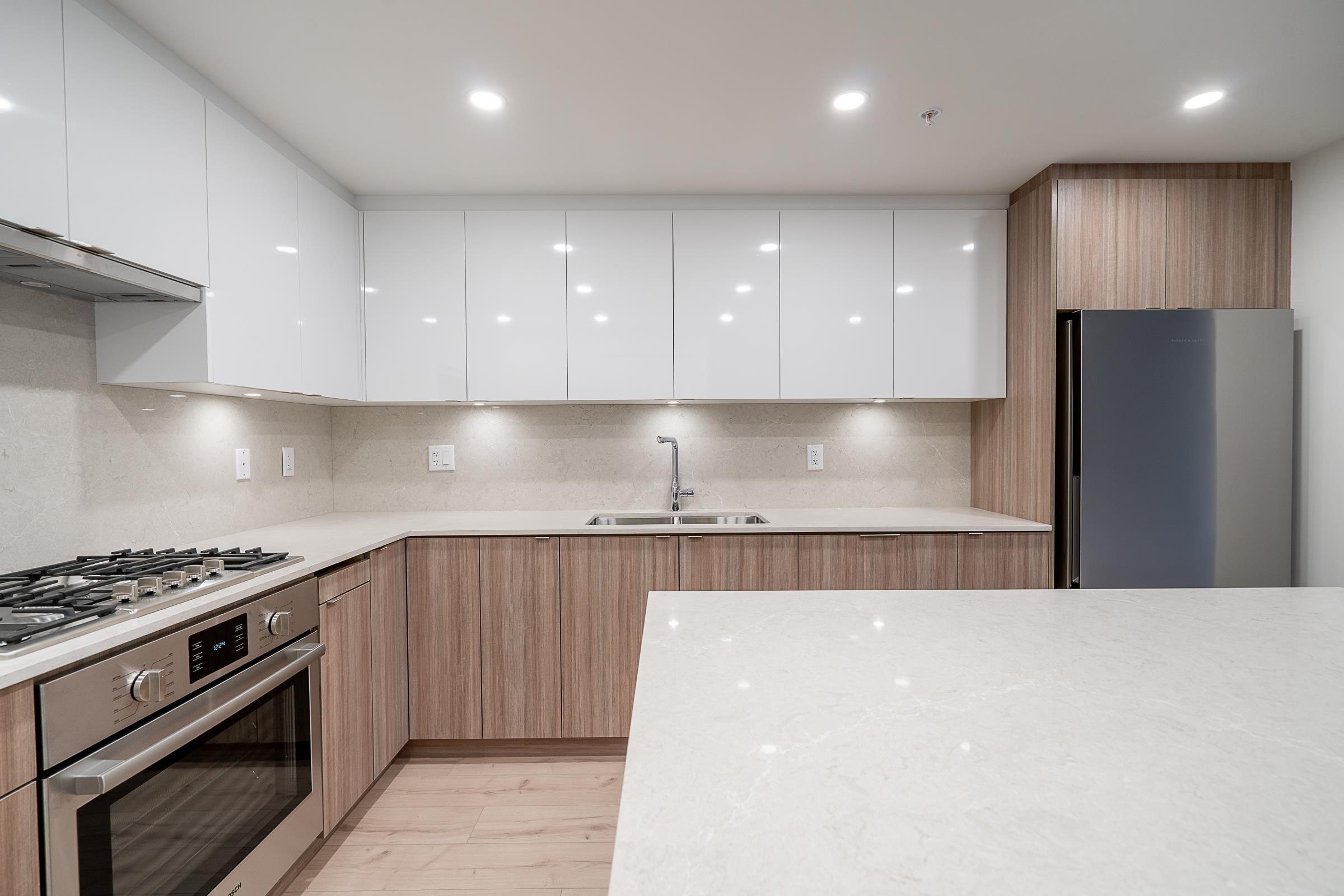 206 8428 PARK ROAD Unit: 206