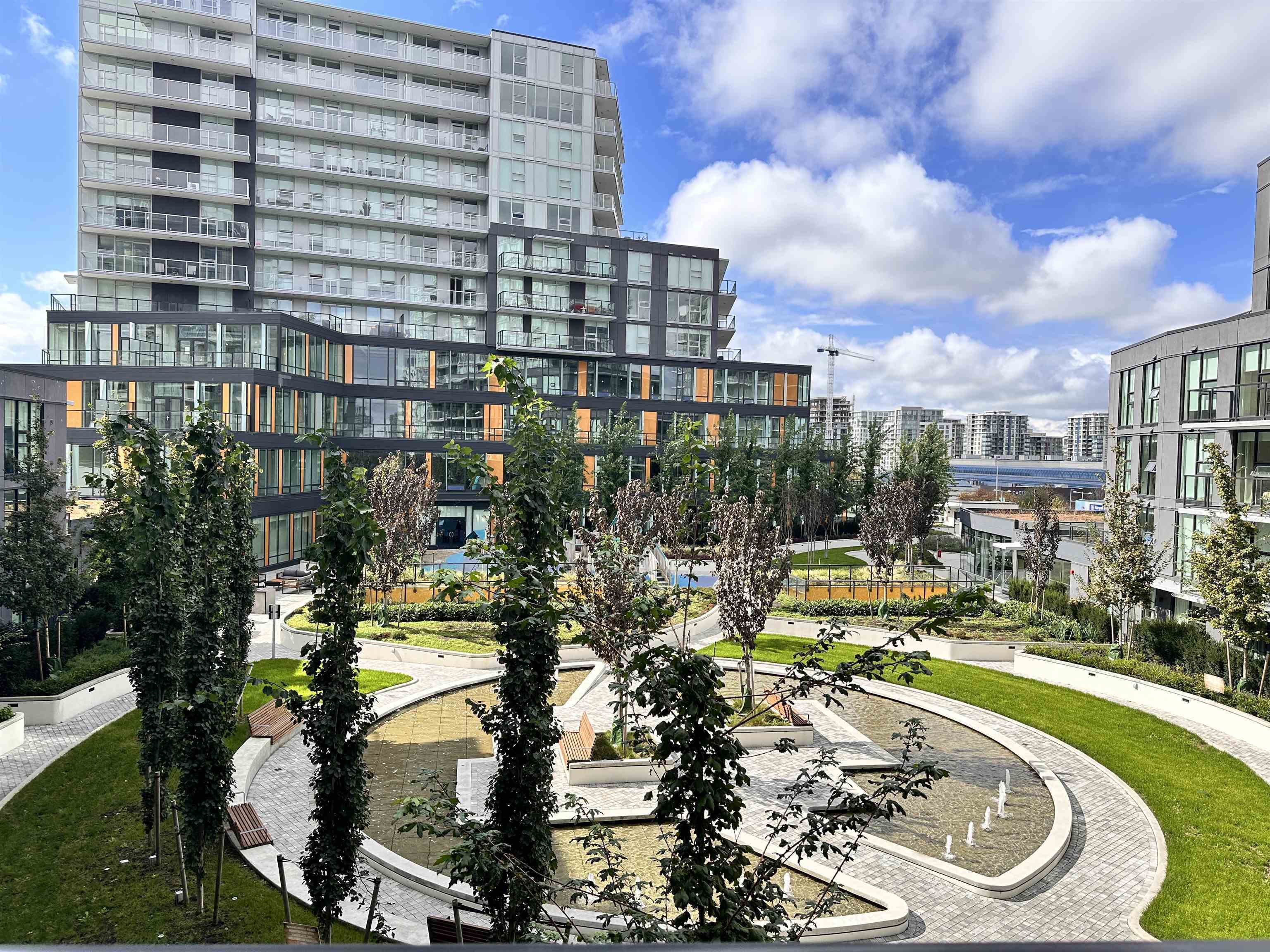 709 6633 BUSWELL STREET Unit: 709