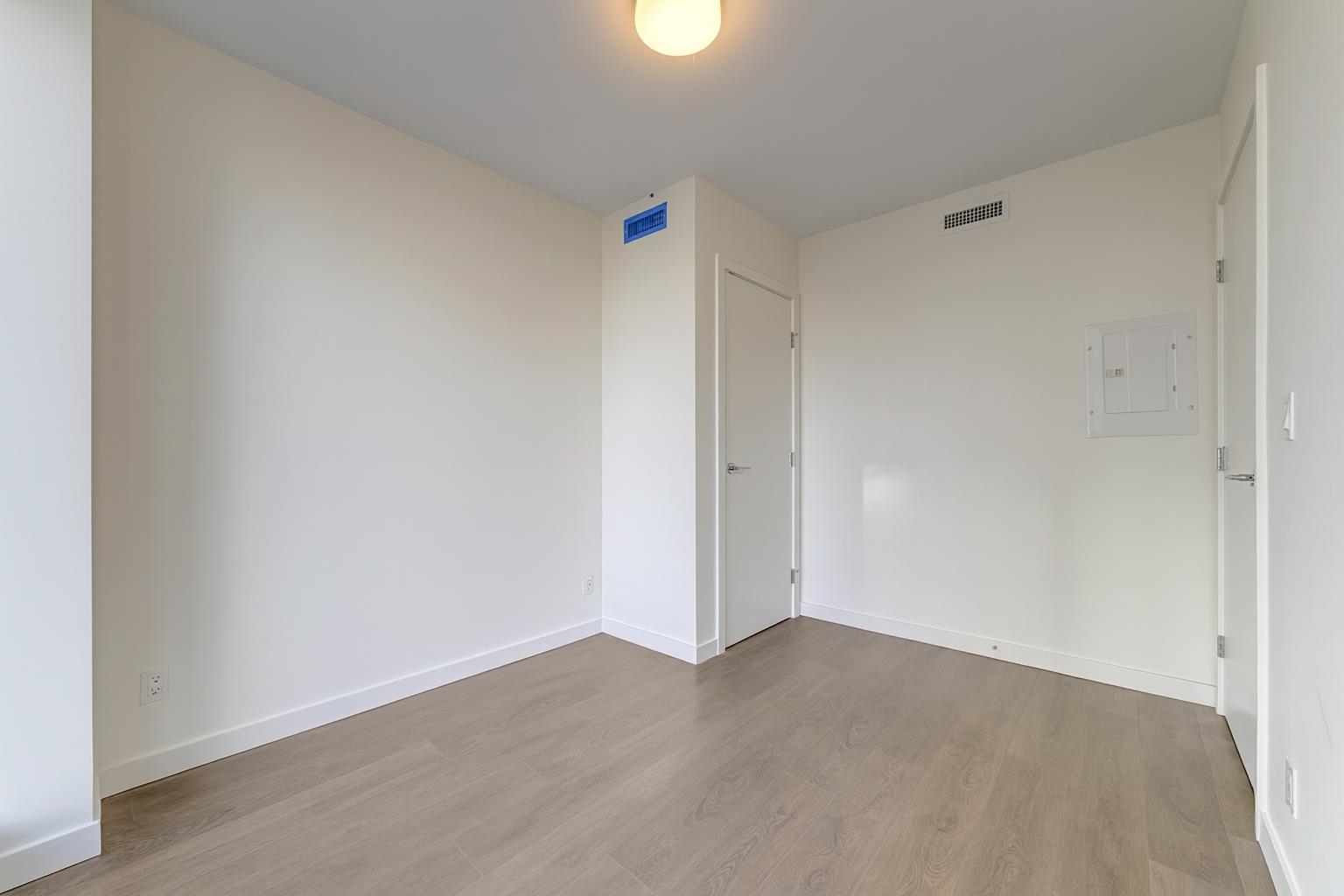 709 6633 BUSWELL STREET Unit: 709